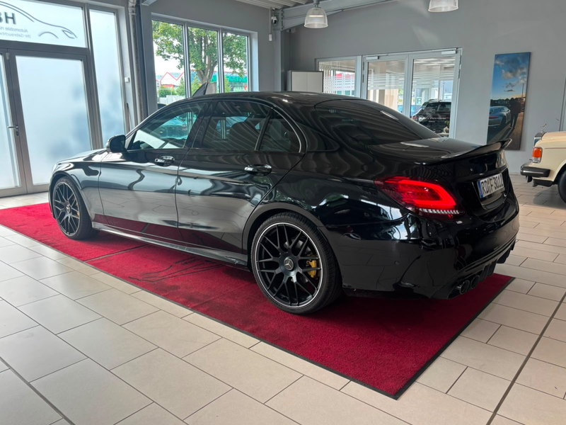 Mercedes-Benz C 300 d *C43 OPTIC/PANORAMA/BURMESTER* — photo 2