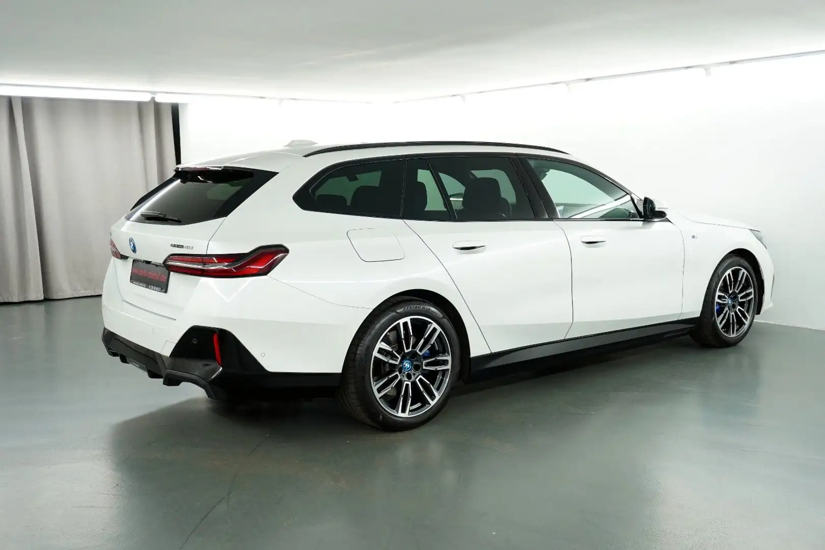 BMW i5 40 eDrive M Sport-pro Pano H&K DriveAssist+ Weiß - 2