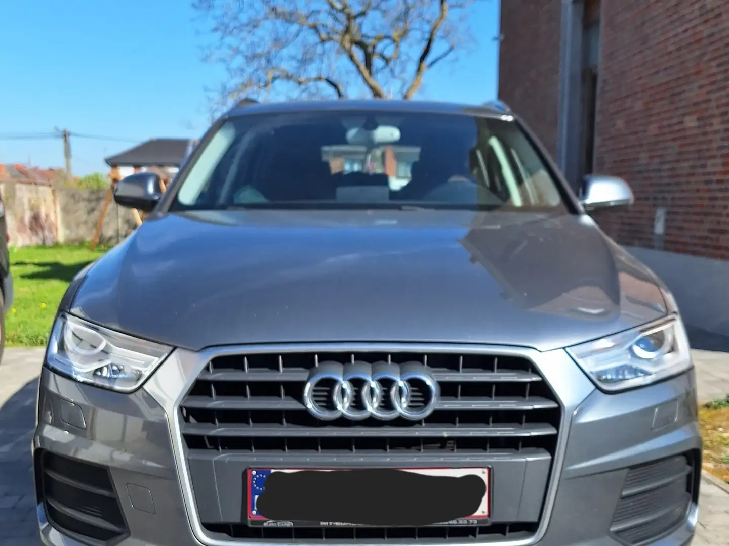 Audi Q3 2.0 TDi Gris - 1