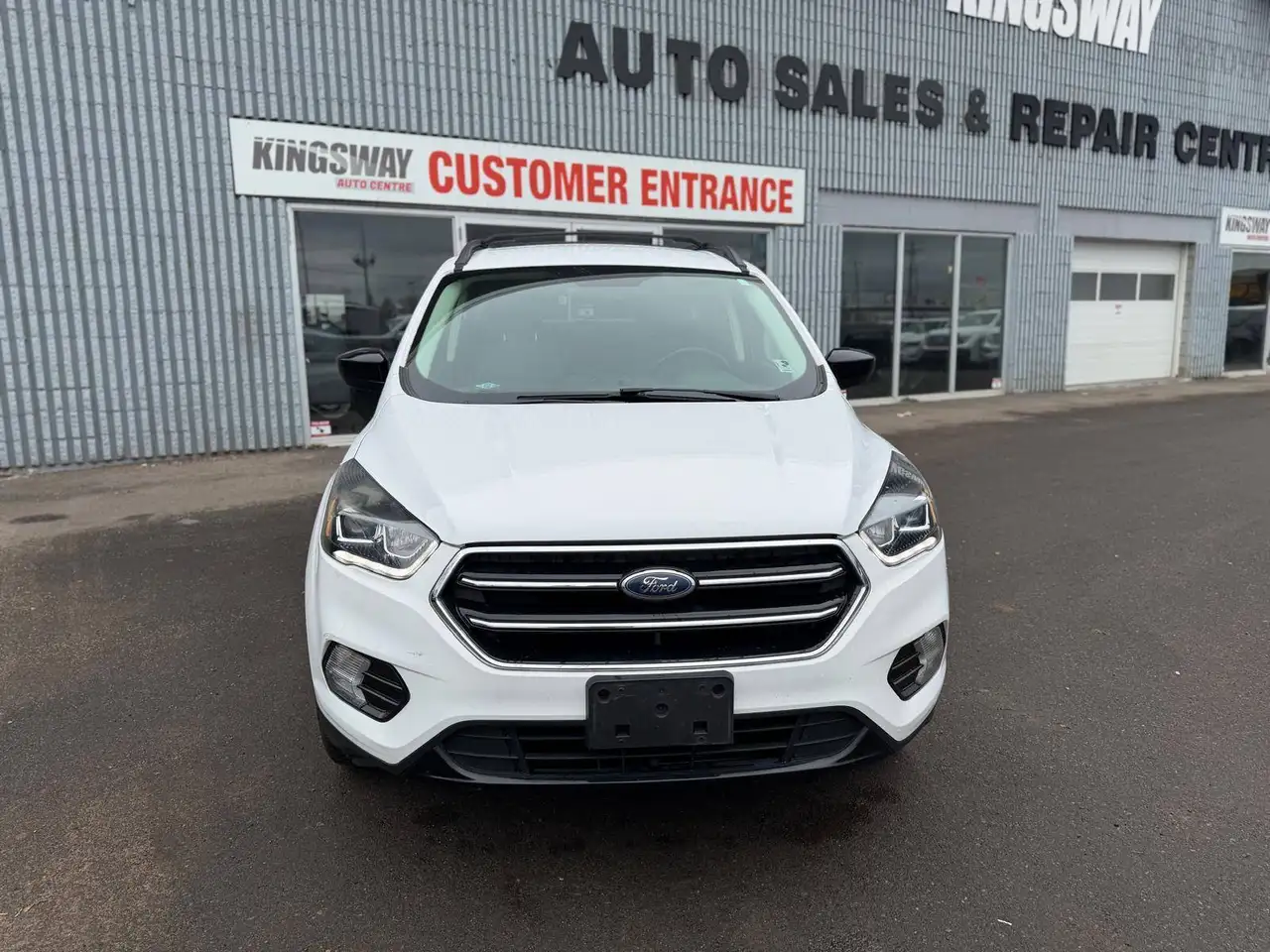 Ford Escape снимка Ford Escape