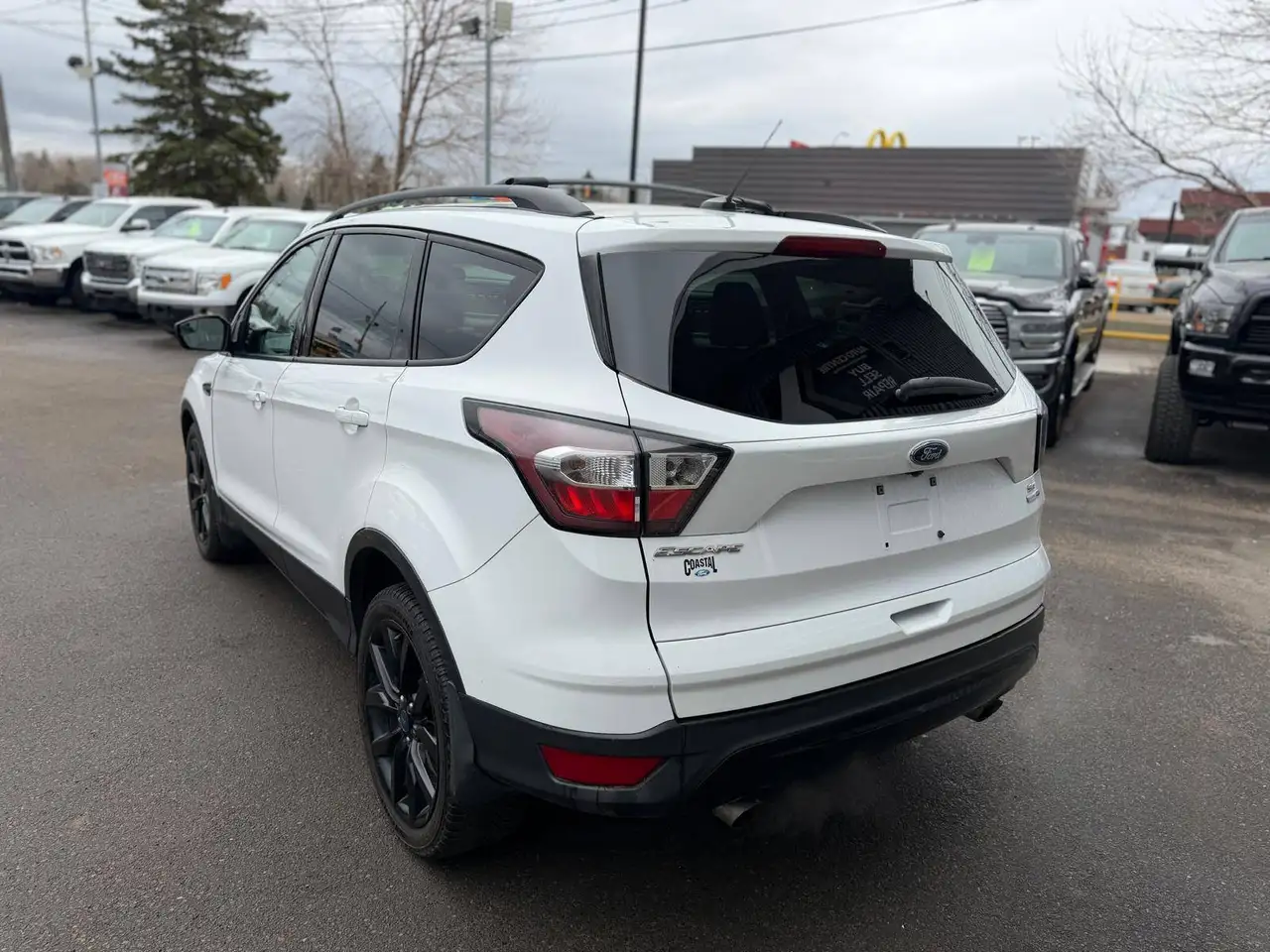 Ford Escape снимка Ford Escape