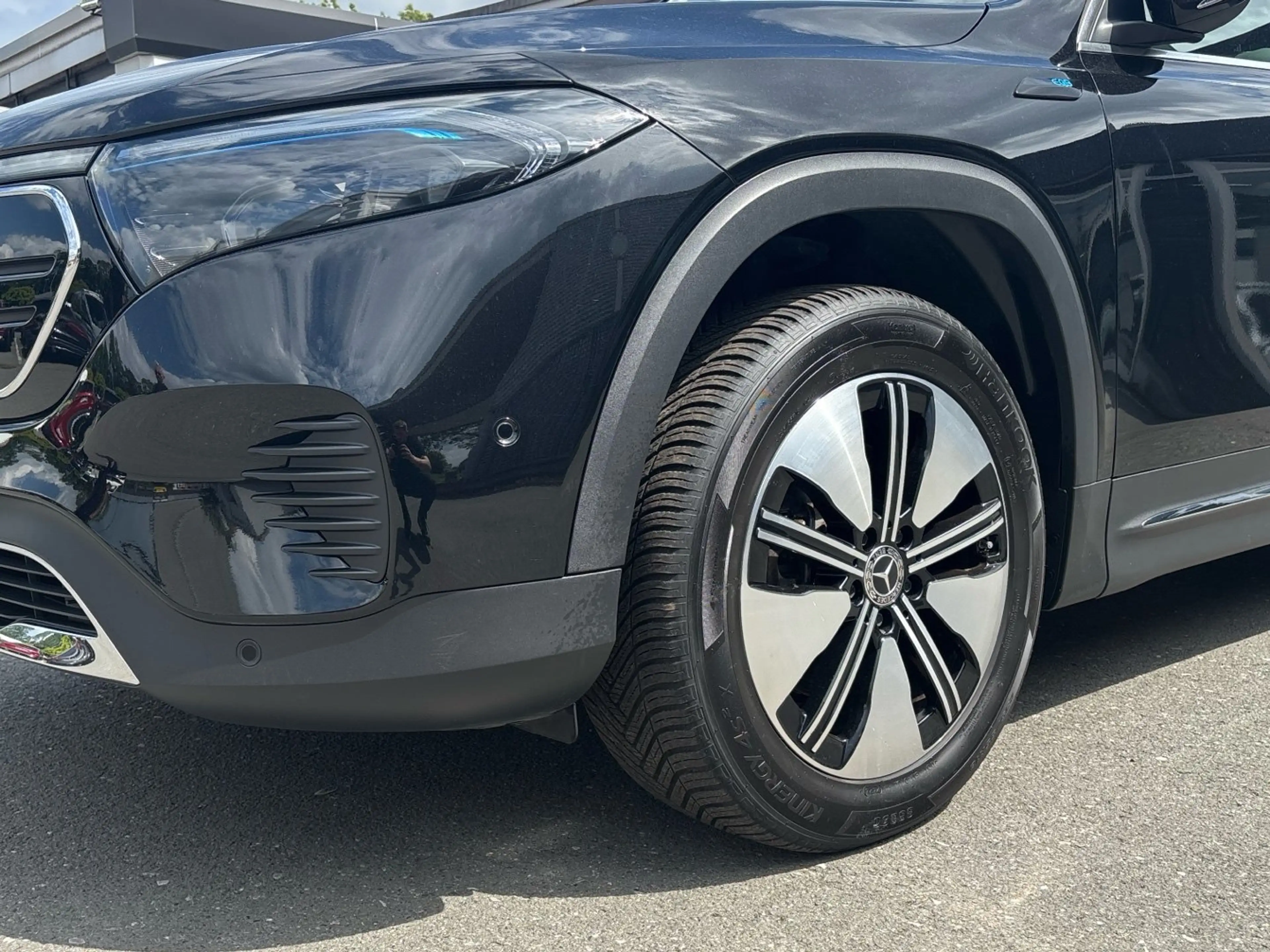 Mercedes-Benz EQB 300 4M Electric Art Rückfahrkamera Ambiente — photo 6