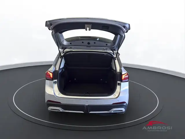 MG ZS view 9