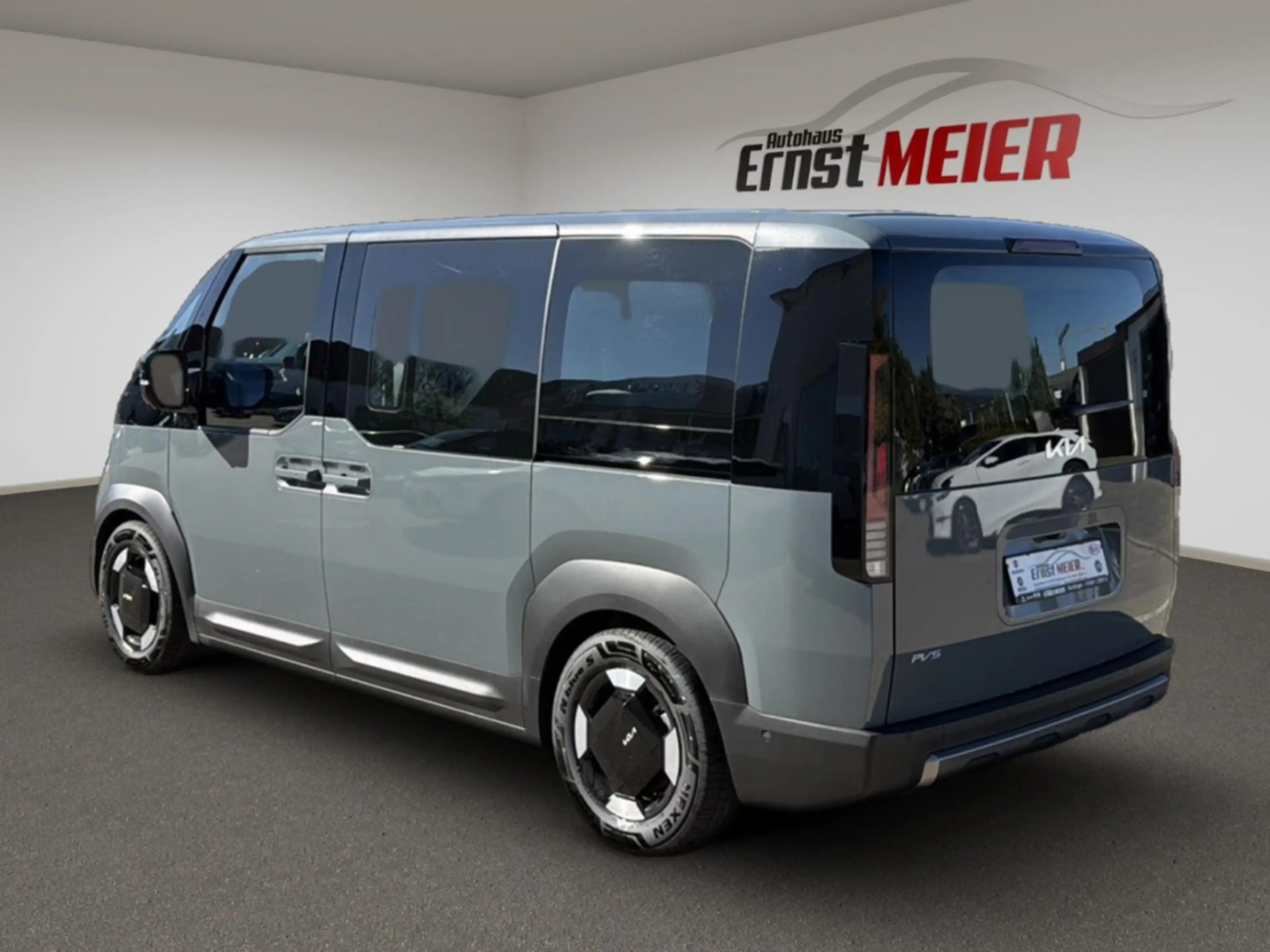 Kia PV5 Passenger Elite 71,2 kWh *WP+LM+Navi+ACC+Tot.Wink+V2X* — photo 3