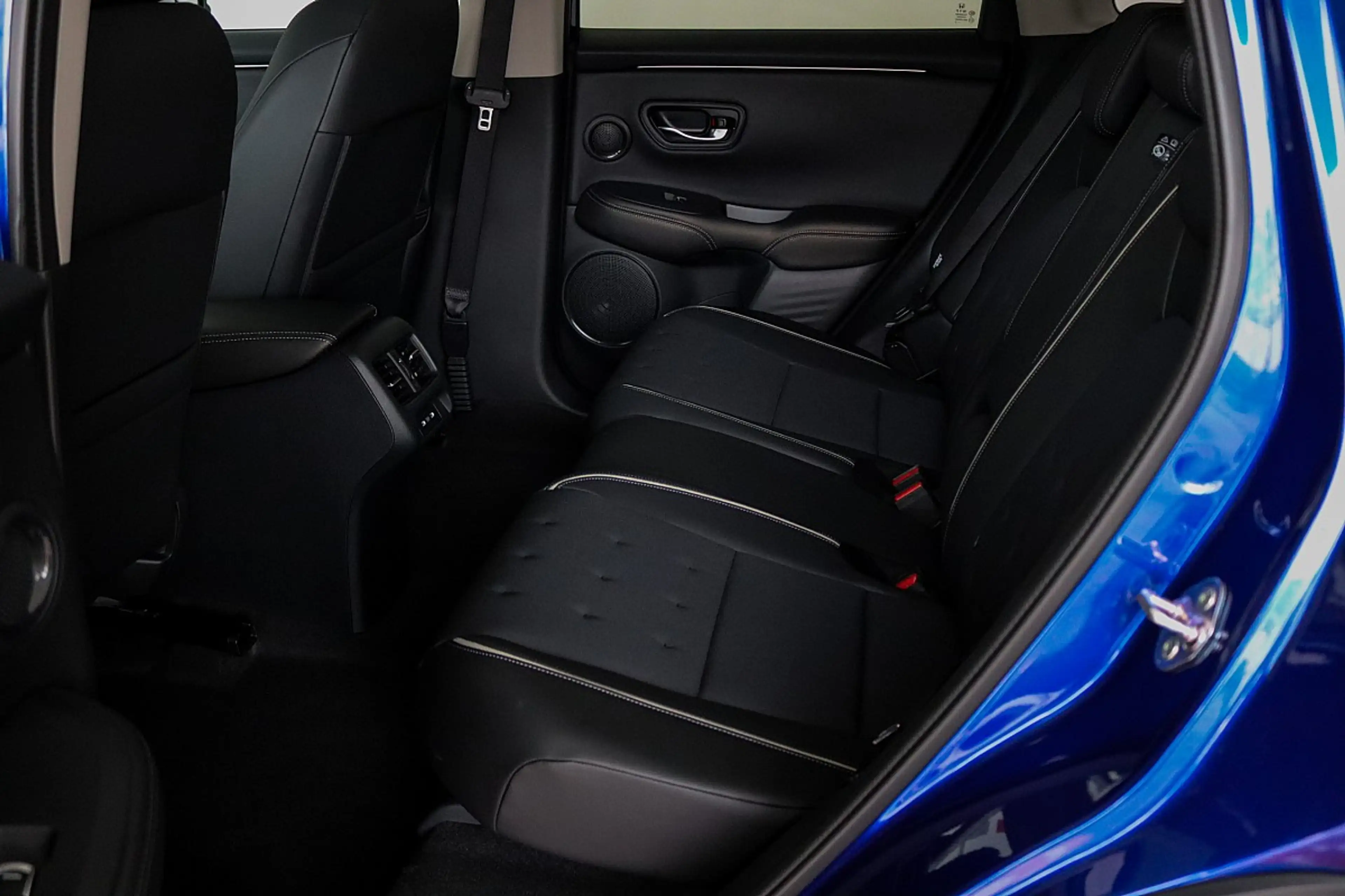 Honda ZR-V 2,0 i-MMD Hybrid Sport Aut. + Robust-Paket — photo 10