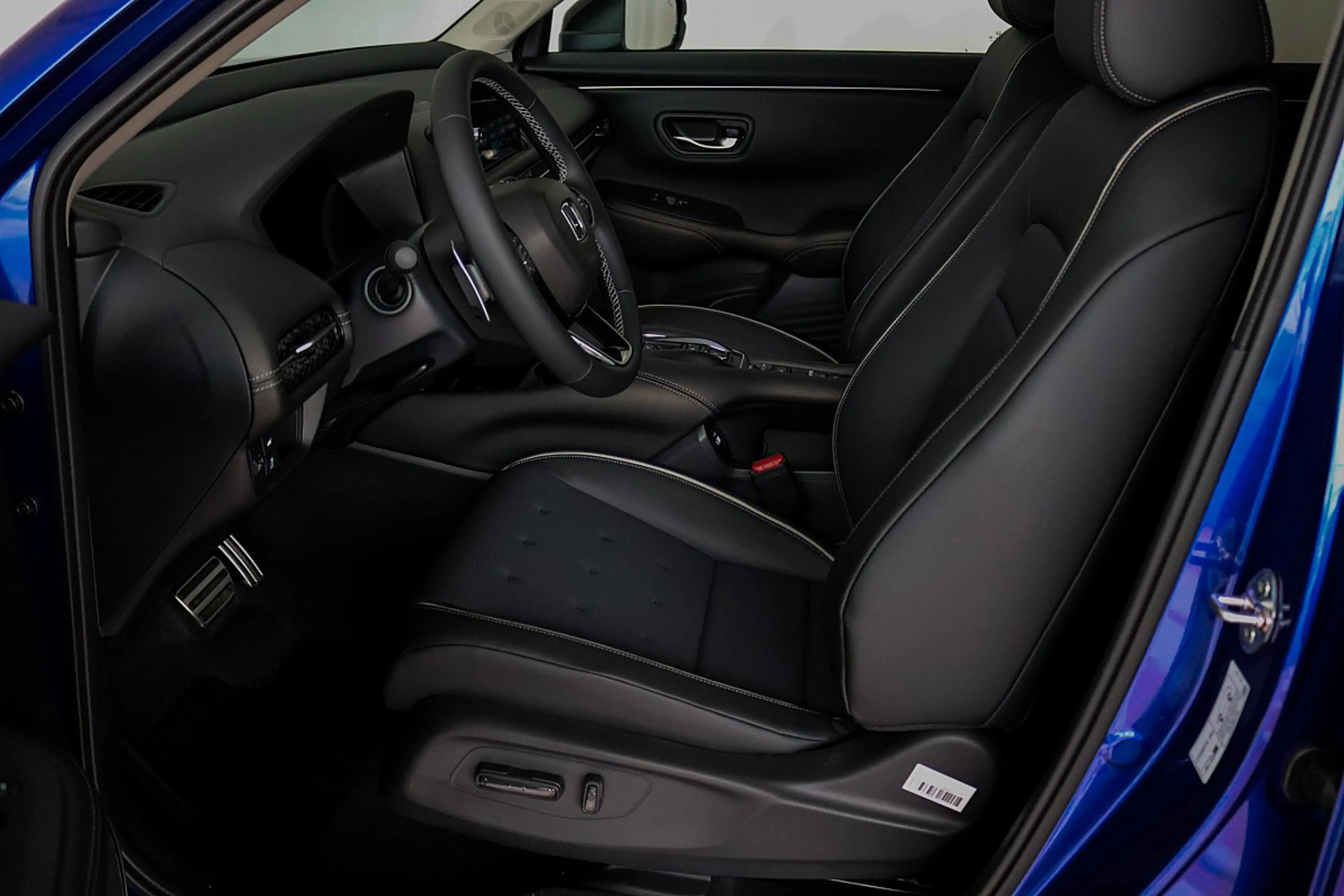 Honda ZR-V 2,0 i-MMD Hybrid Sport Aut. + Robust-Paket — photo 8