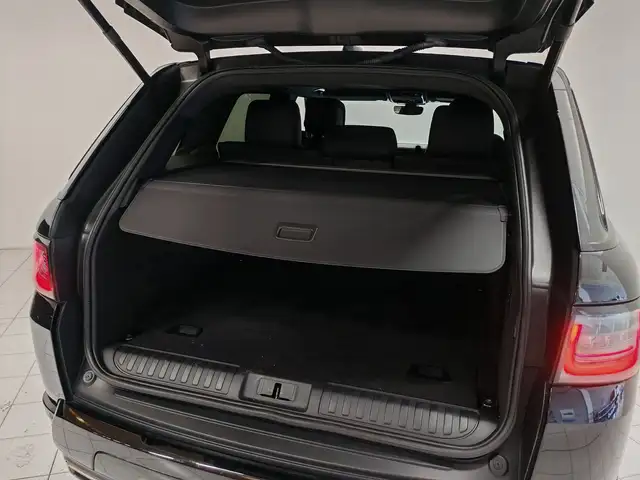 Land Rover Range Rover Sport view 8