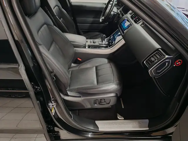 Land Rover Range Rover Sport view 17