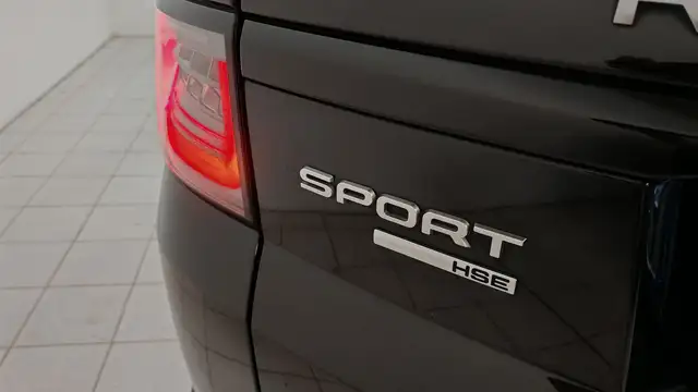 Land Rover Range Rover Sport view 24