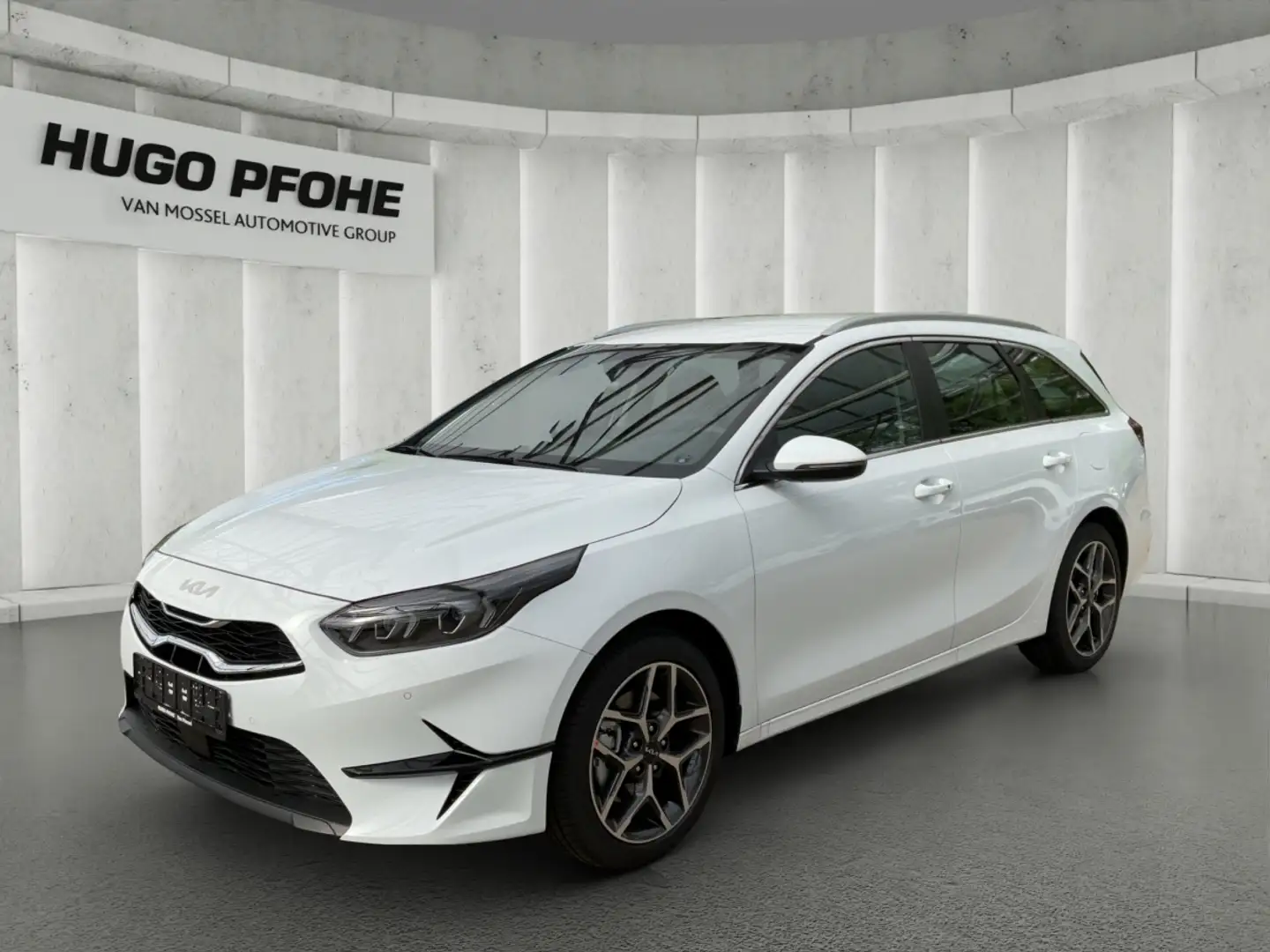 Kia Ceed / cee'd Ceed Spirit 1.5 T-GDI DCT Sportswagon Kombi. 103 k Weiß - 1