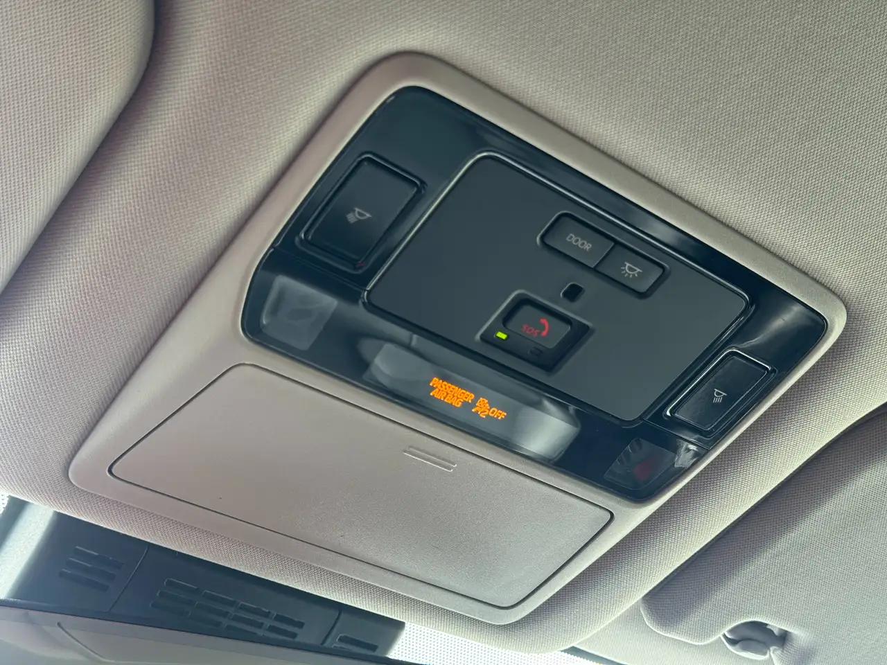 Toyota Grand Highlander fotografie Toyota Grand Highlander