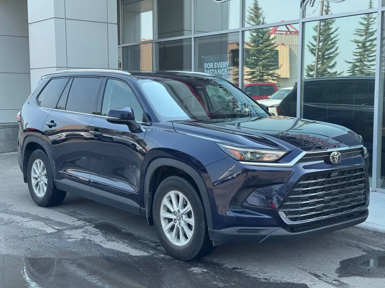 Toyota Grand Highlander fotografie Toyota Grand Highlander