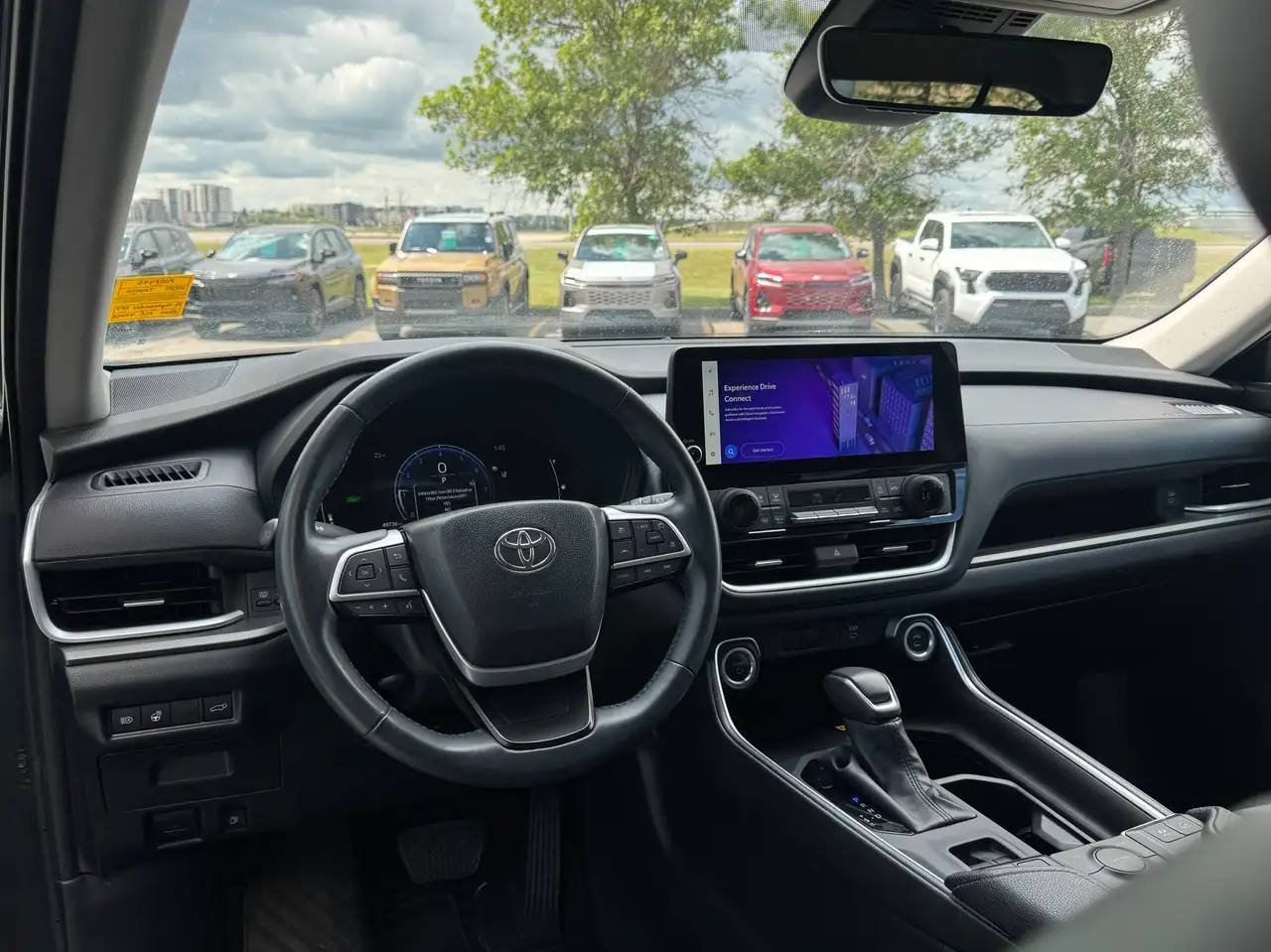 Toyota Grand Highlander fotografie Toyota Grand Highlander