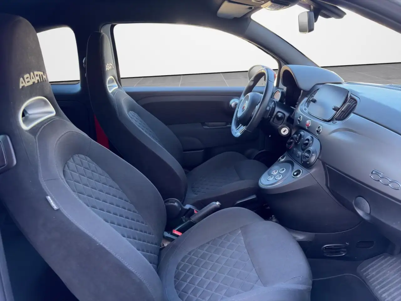 Fiat 500 Abarth 595 Klima Xenon Einparkhilfe Fenster el. 10