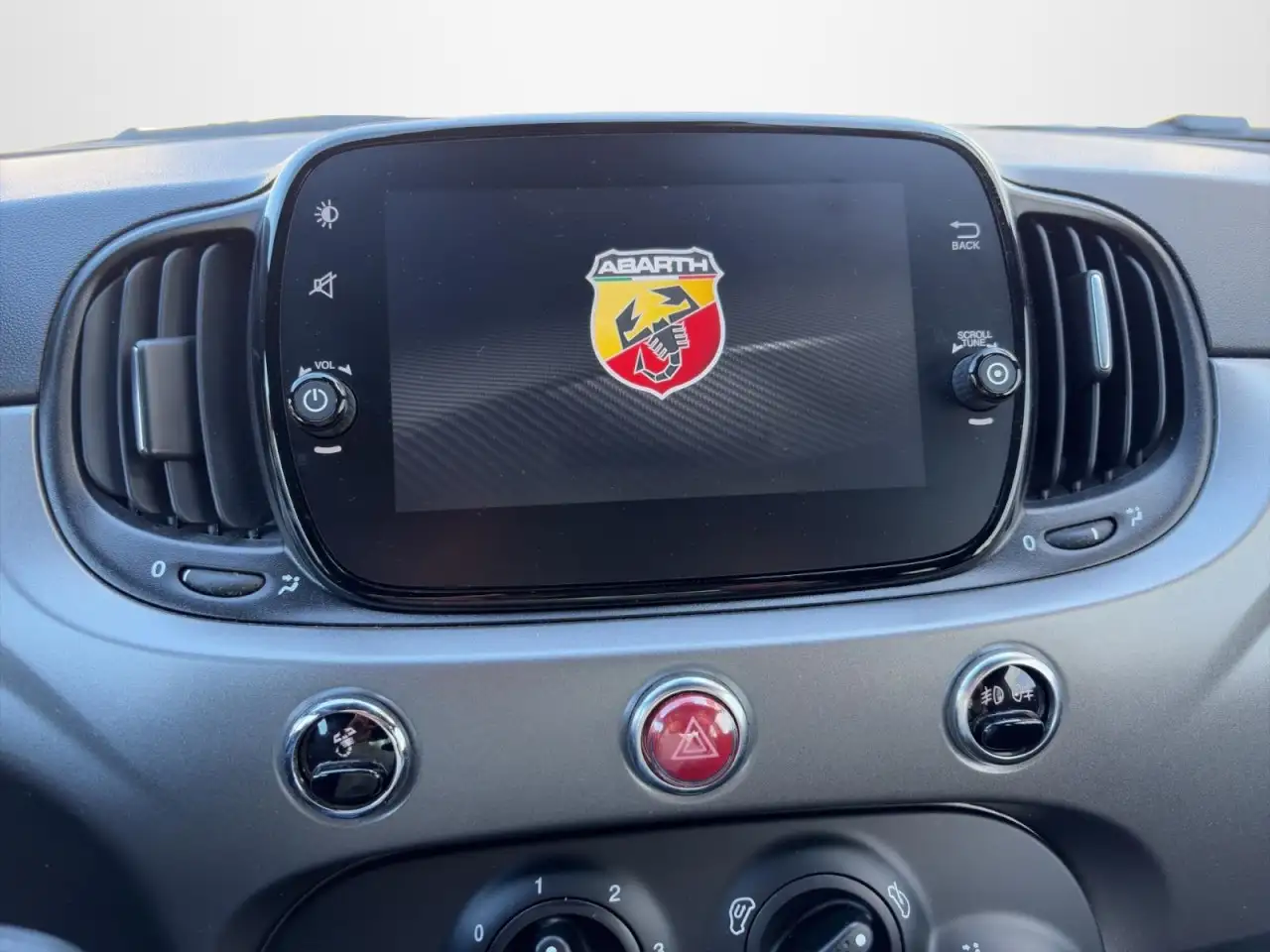 Fiat 500 Abarth 595 Klima Xenon Einparkhilfe Fenster el. 7