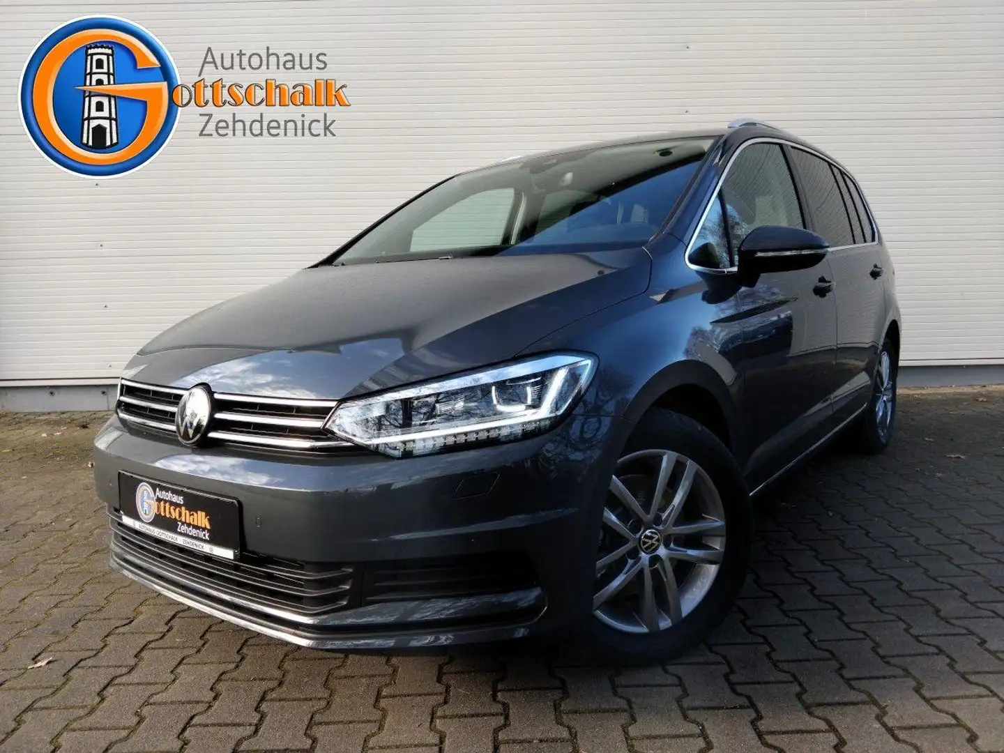 Volkswagen Touran 1.5 TSI DSG Comfortline Navi RFK Kessy Grau - 2