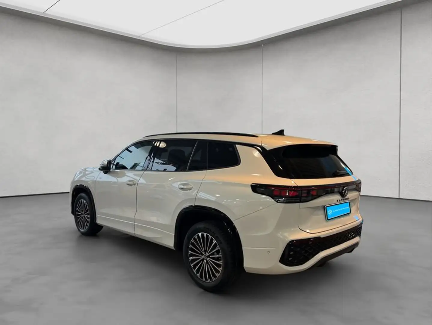 Volkswagen Tayron R-Line eHybrid 1,5l DSG AHK LEDER PANO Weiß - 2