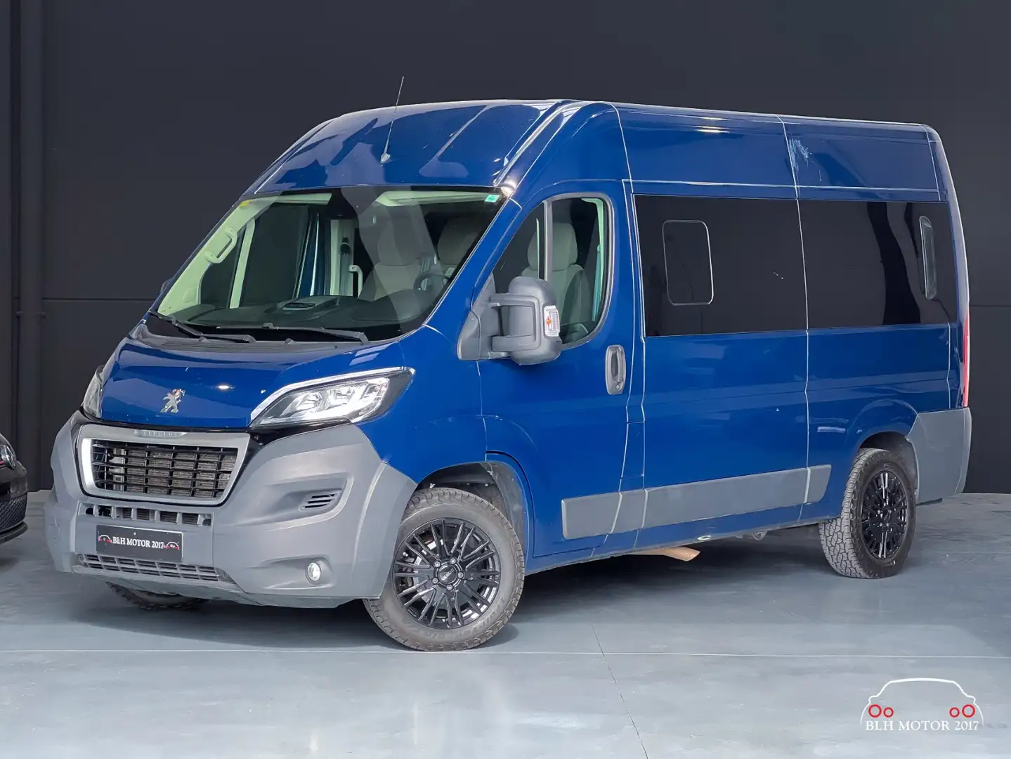 Peugeot Boxer Minibus 2.2HDI 333 L2H2 150 Blauw - 1