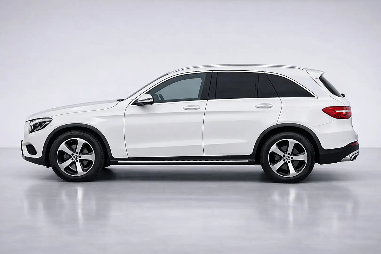 Mercedes-Benz GLC 220 d 4MATIC Aut. Weiß - 2
