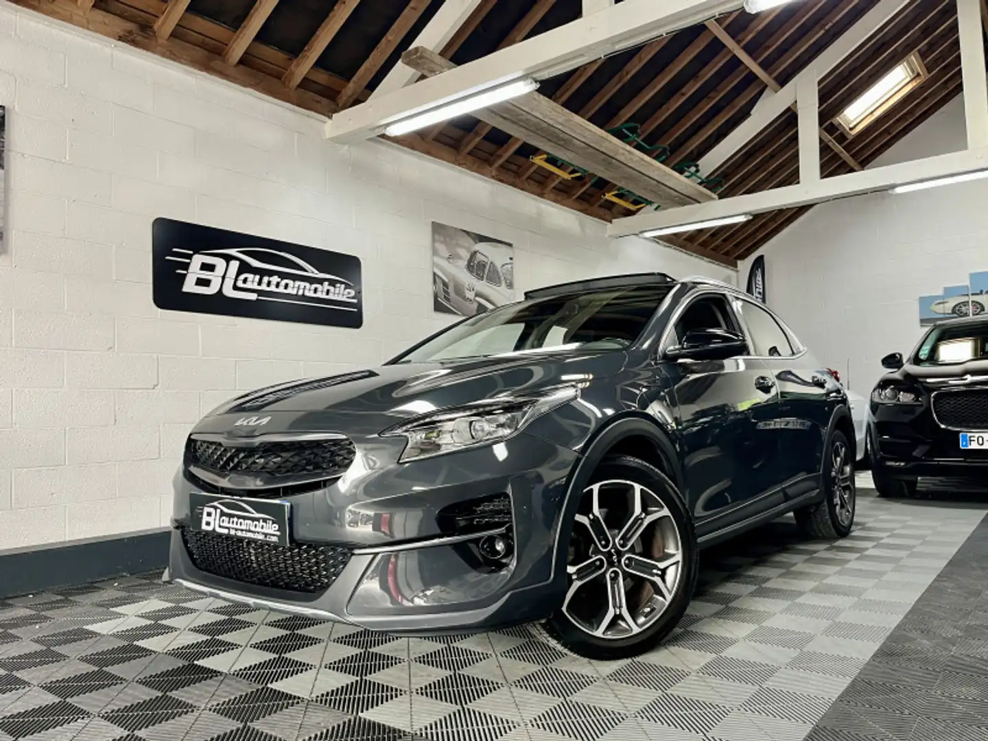 Kia Ceed / cee'd 1.6 GDI 105CH + PLUG-IN 60.5CH DESIGN DCT6 MY22 To Gris - 1