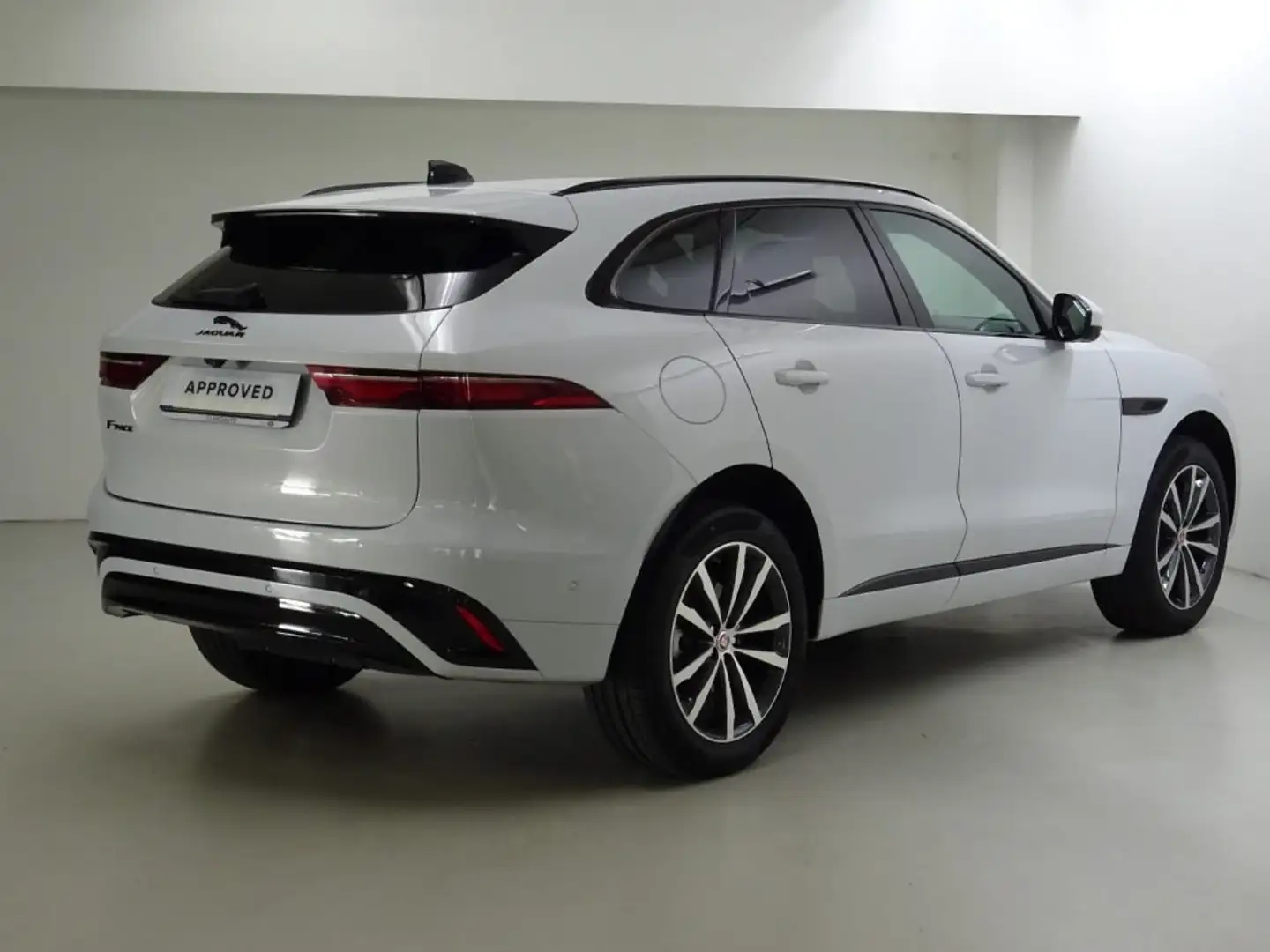 Jaguar F-Pace 2.0 D 204 CV AWD aut. R-Dynamic S Bianco - 2