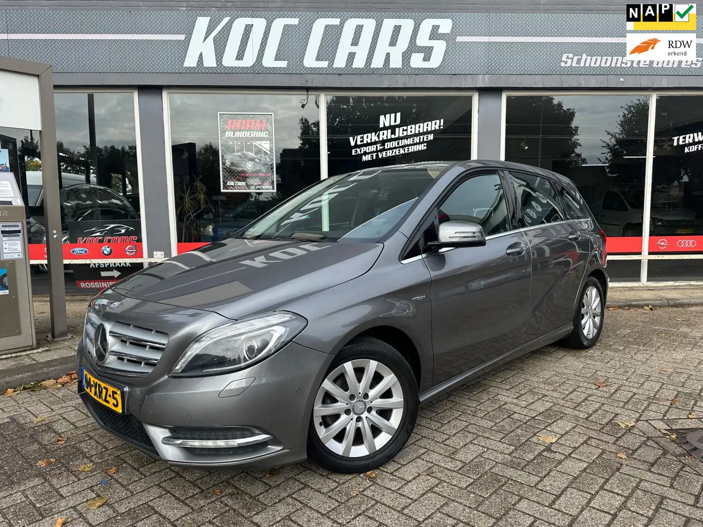 Mercedes-Benz B 180 Ambition Grijs - 1