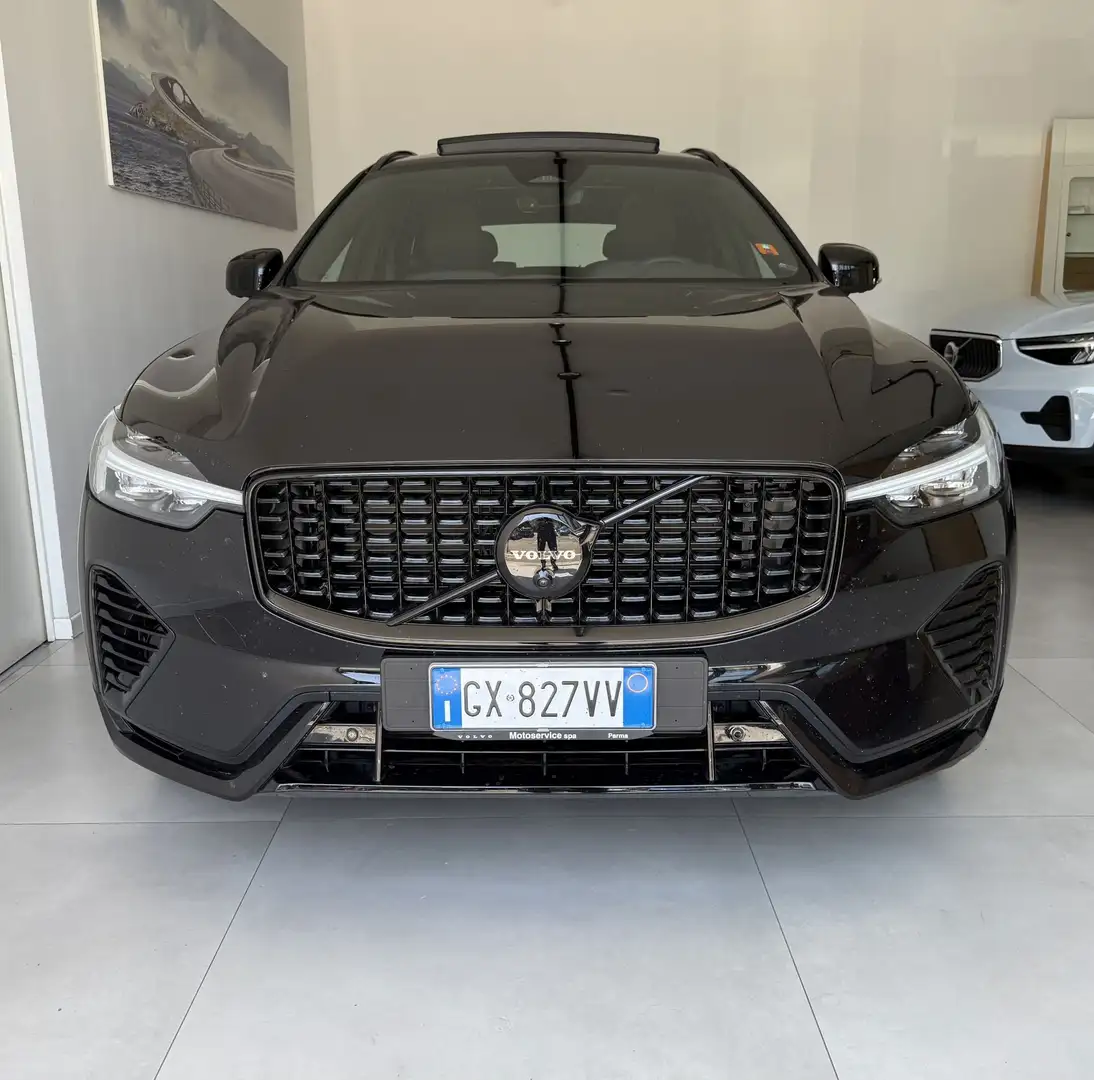 Volvo XC60 T6 Plug-in hybrid AWD automatico Plus Black Editi Nero - 2