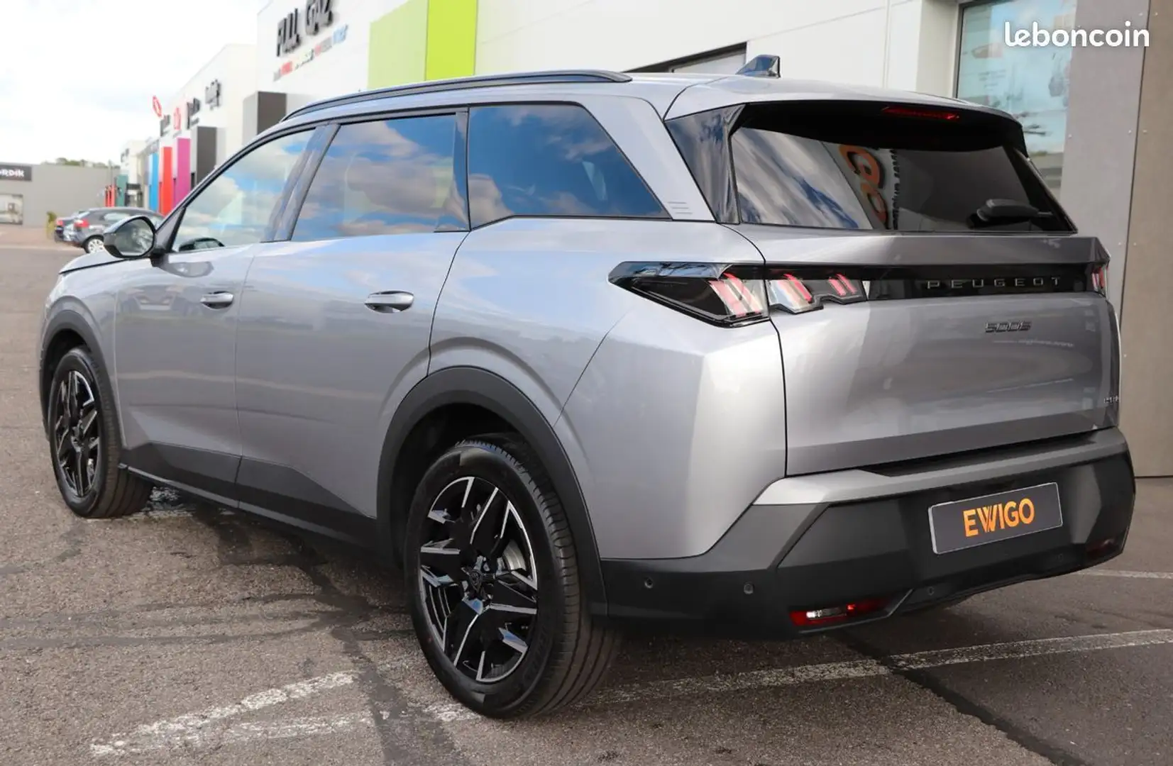 Peugeot 5008 generation-iii 1.2 136 mhev hybrid allure bva Grijs - 2