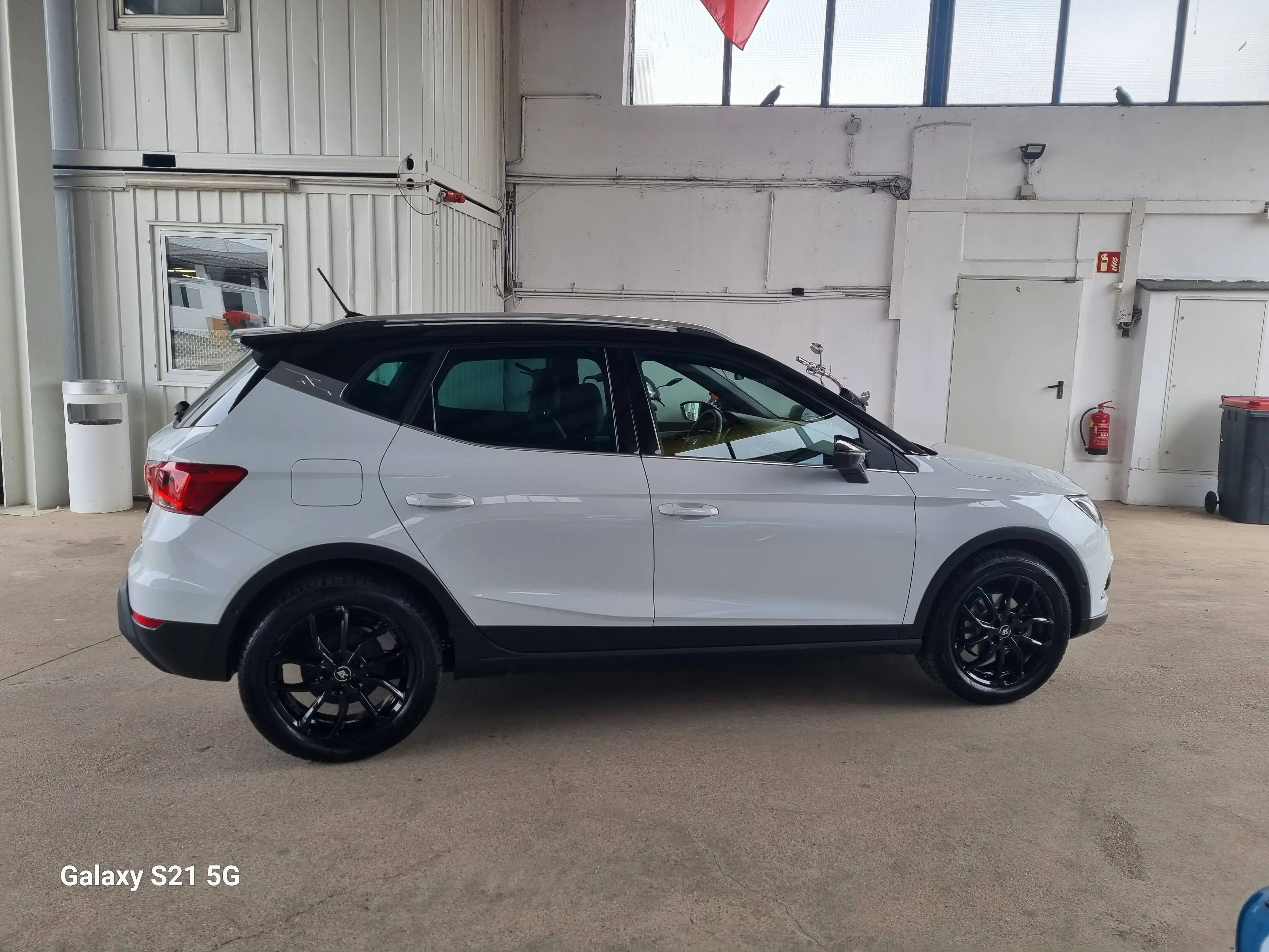 SEAT Arona 1,0 FR Austria Edition - Topzustand! — photo 4