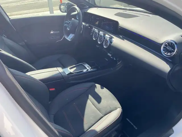 Mercedes-Benz A Class view 11