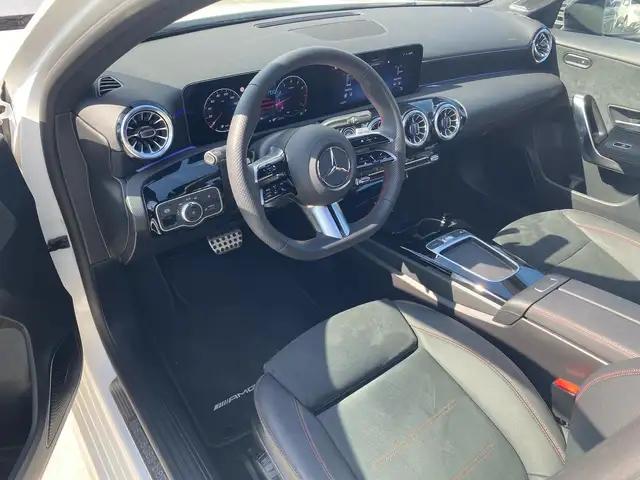 Mercedes-Benz A Class view 12