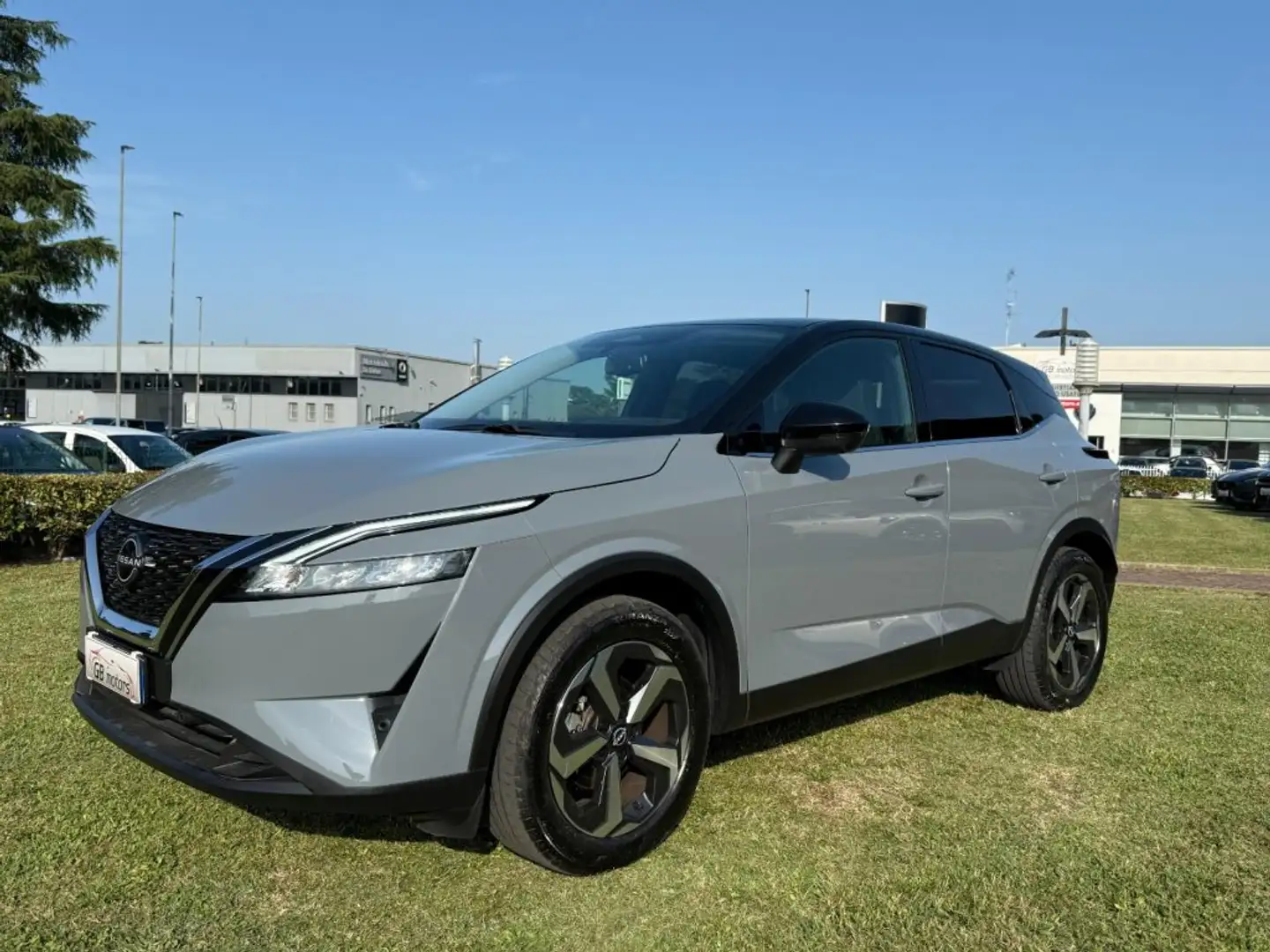 Nissan Qashqai MHEV 140 CV N-Connecta VARI COLORI DISPONIBILI Grigio - 2