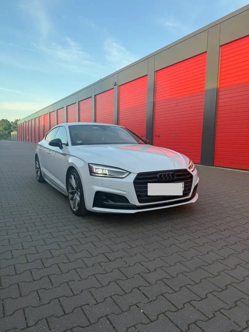 Audi A5 Sportback 40 TFSI S tronic line - 1