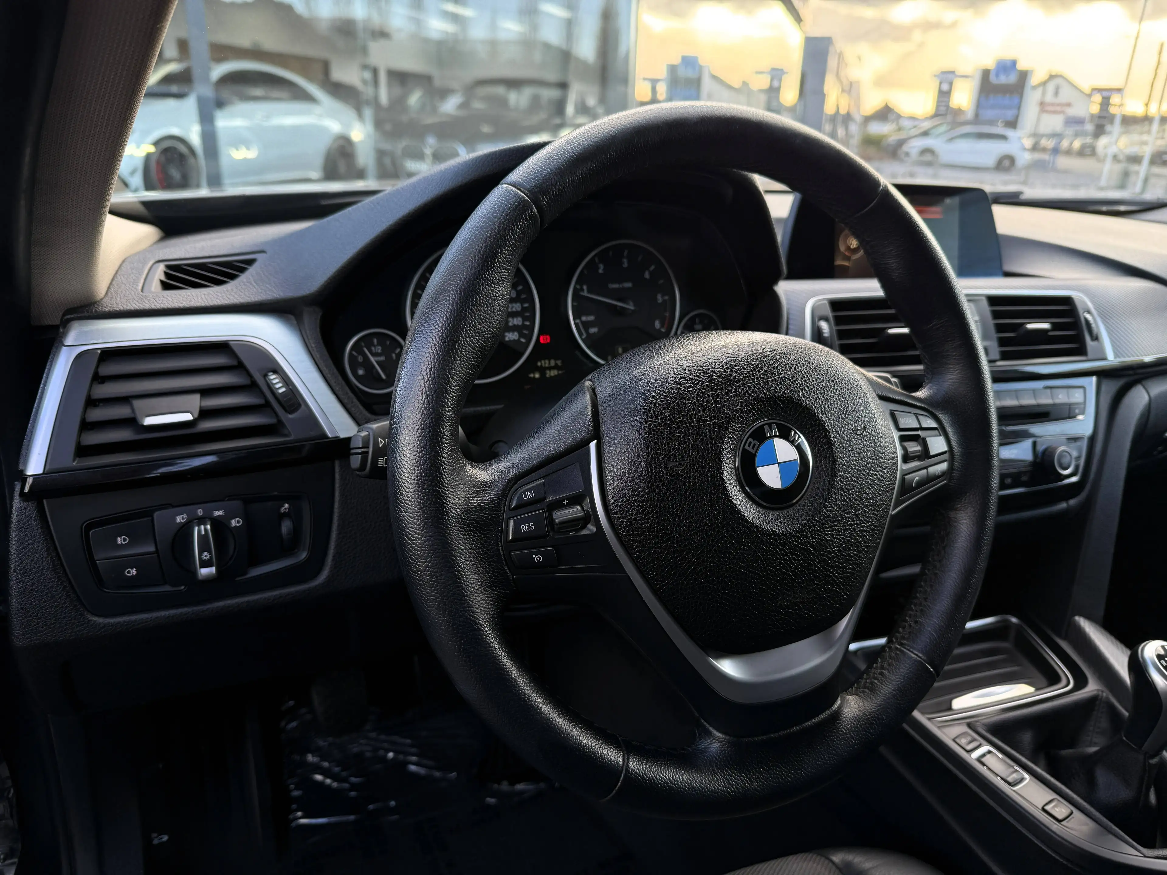 BMW 316 D PACK-M FACE LIFT CUIR SG CHAUFF PHARE LED 1PROP — photo 11