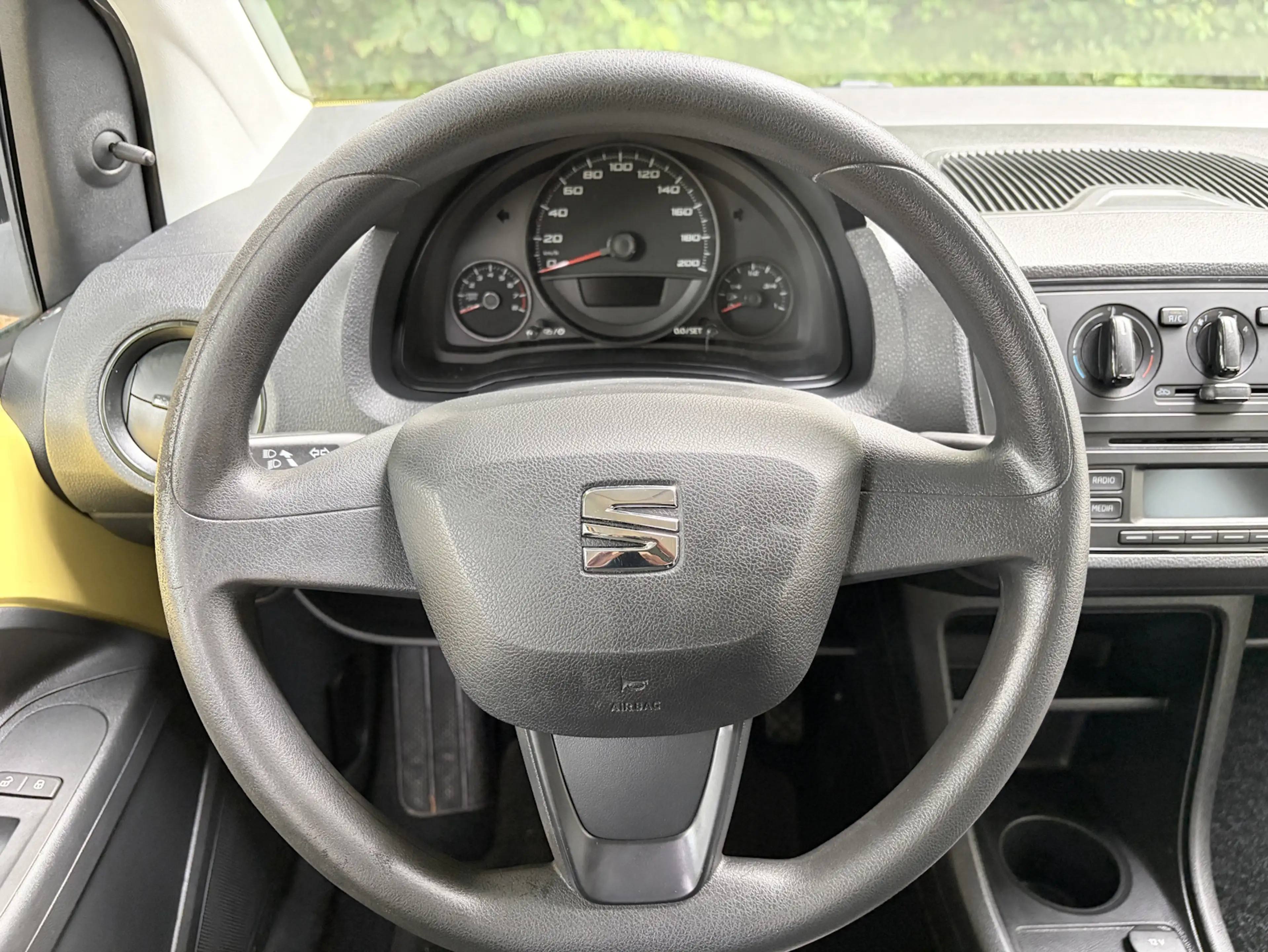 SEAT Mii Mii 1.0 Ecomotive Reference 4You — photo 11