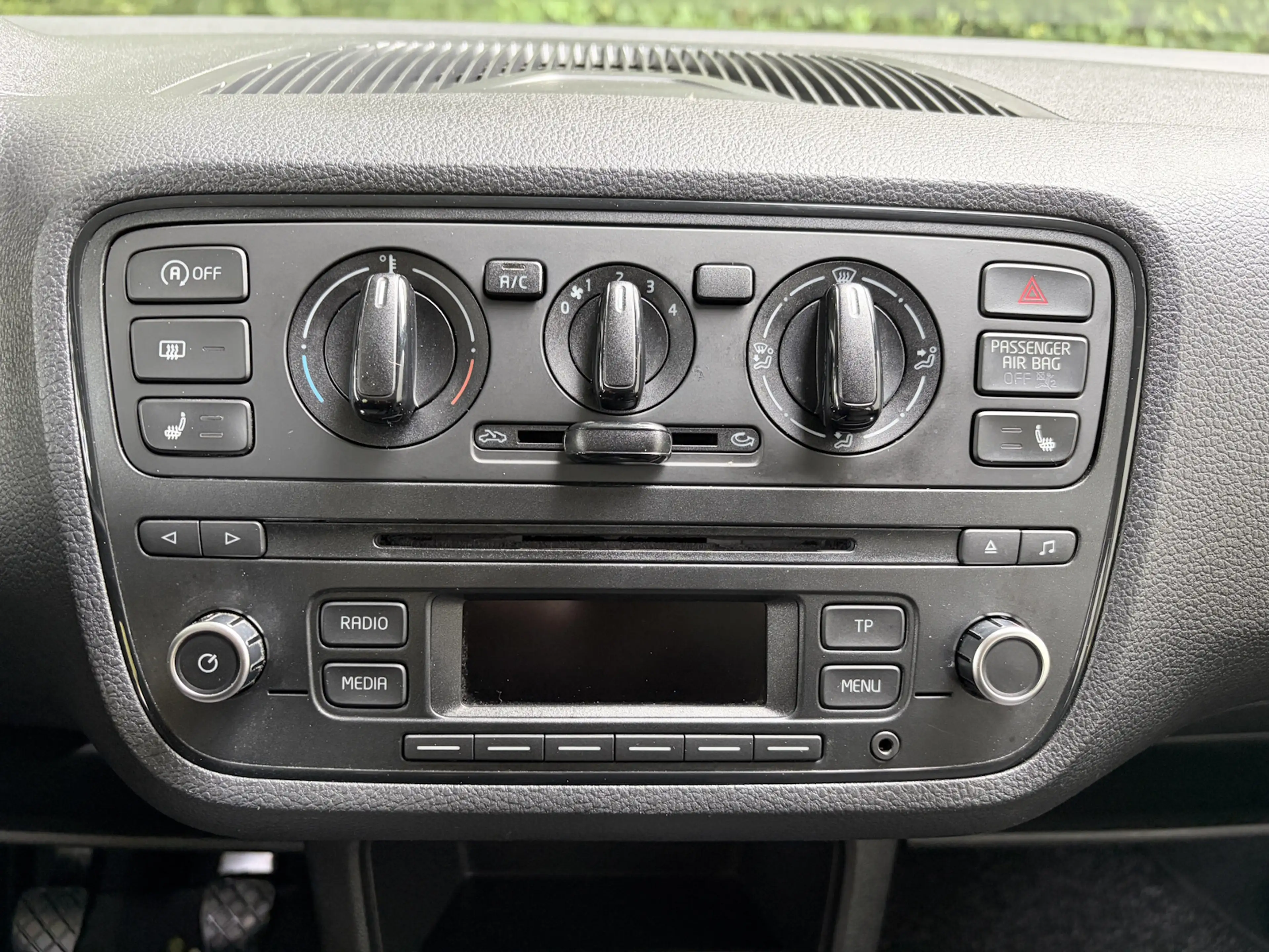 SEAT Mii Mii 1.0 Ecomotive Reference 4You — photo 12