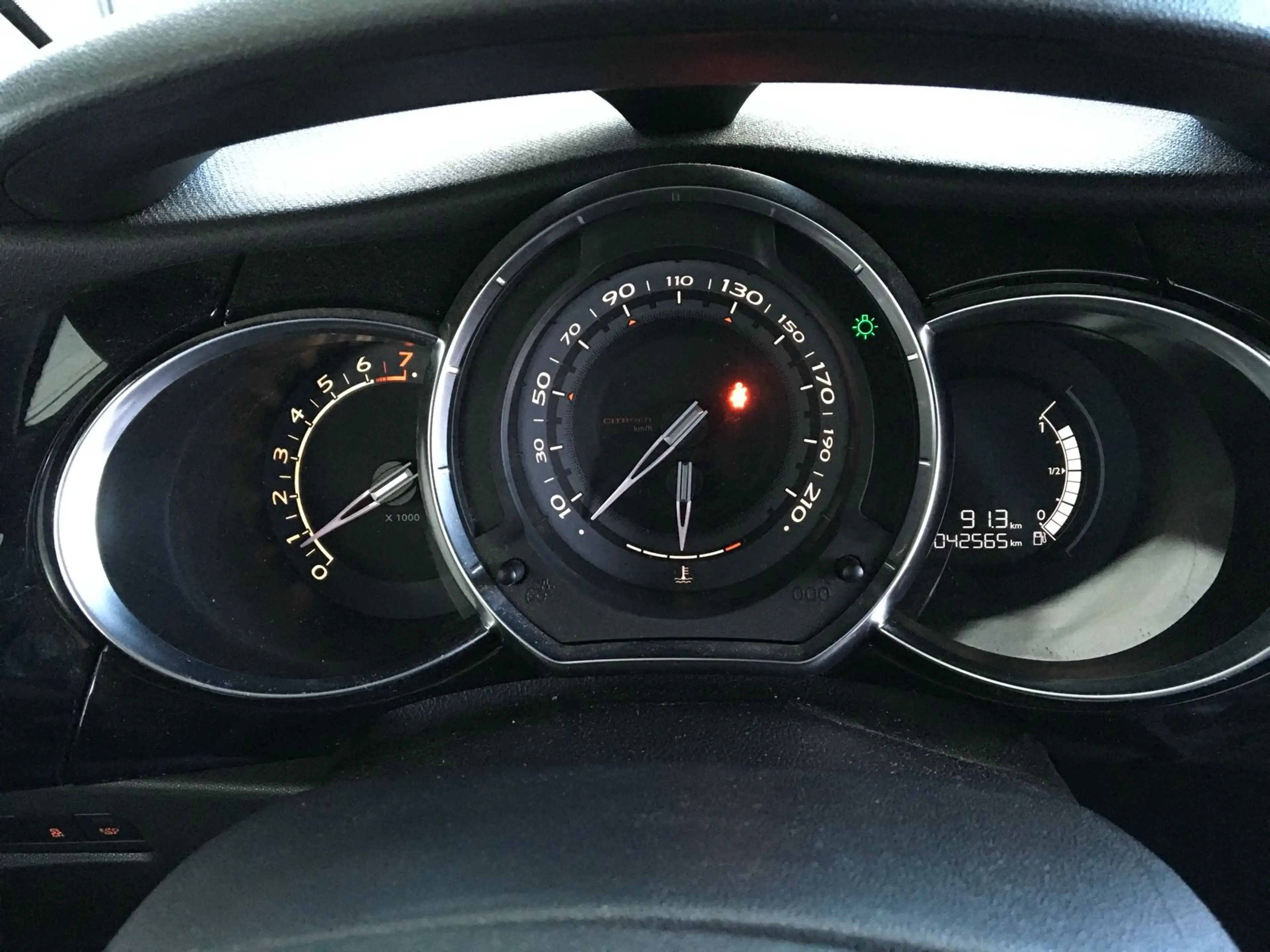 Citroen DS3 SportChic/42Tkm/Navi/LED/Tempo/PDC/Allwetter — photo 13