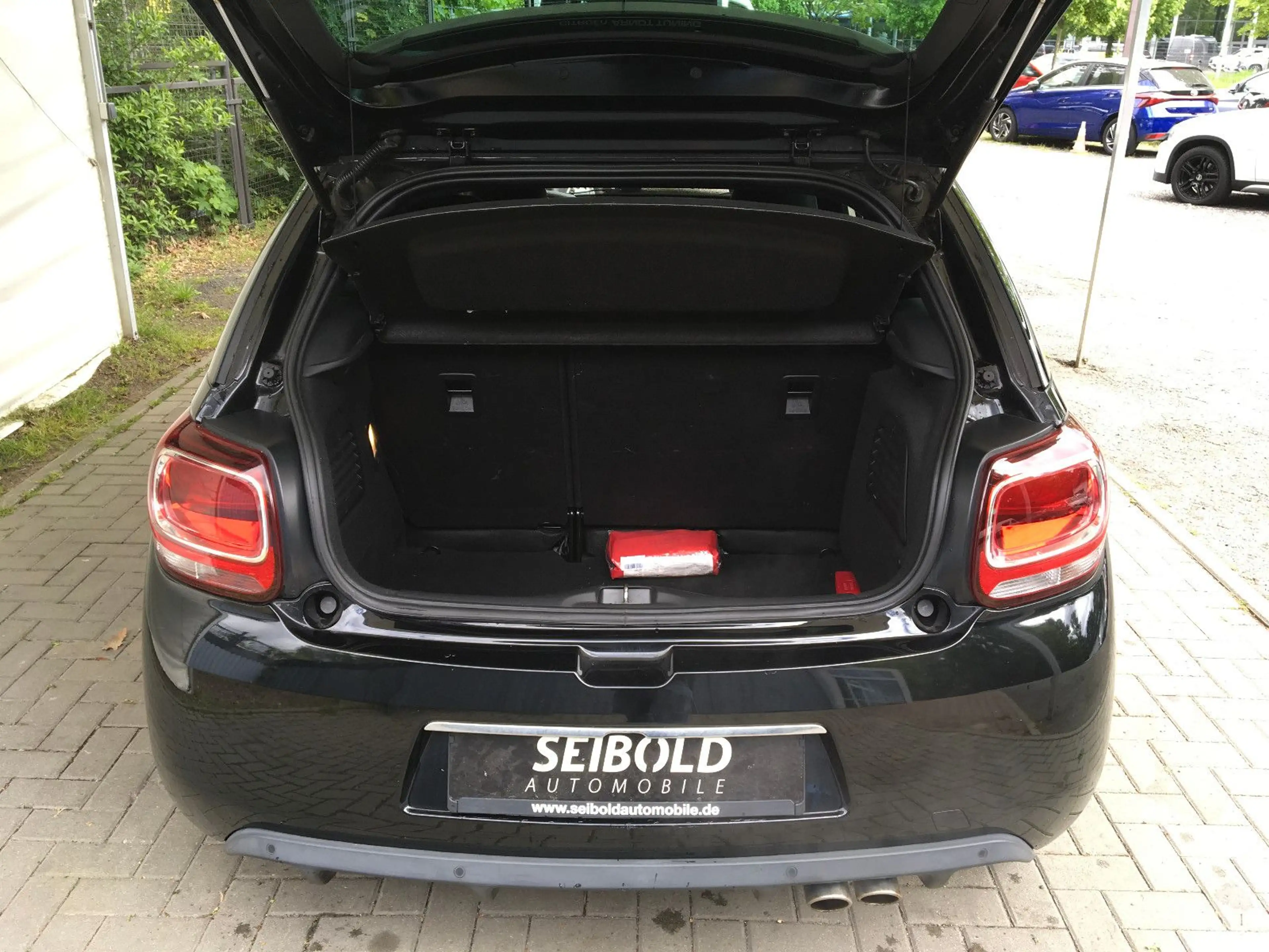 Citroen DS3 SportChic/42Tkm/Navi/LED/Tempo/PDC/Allwetter — photo 8