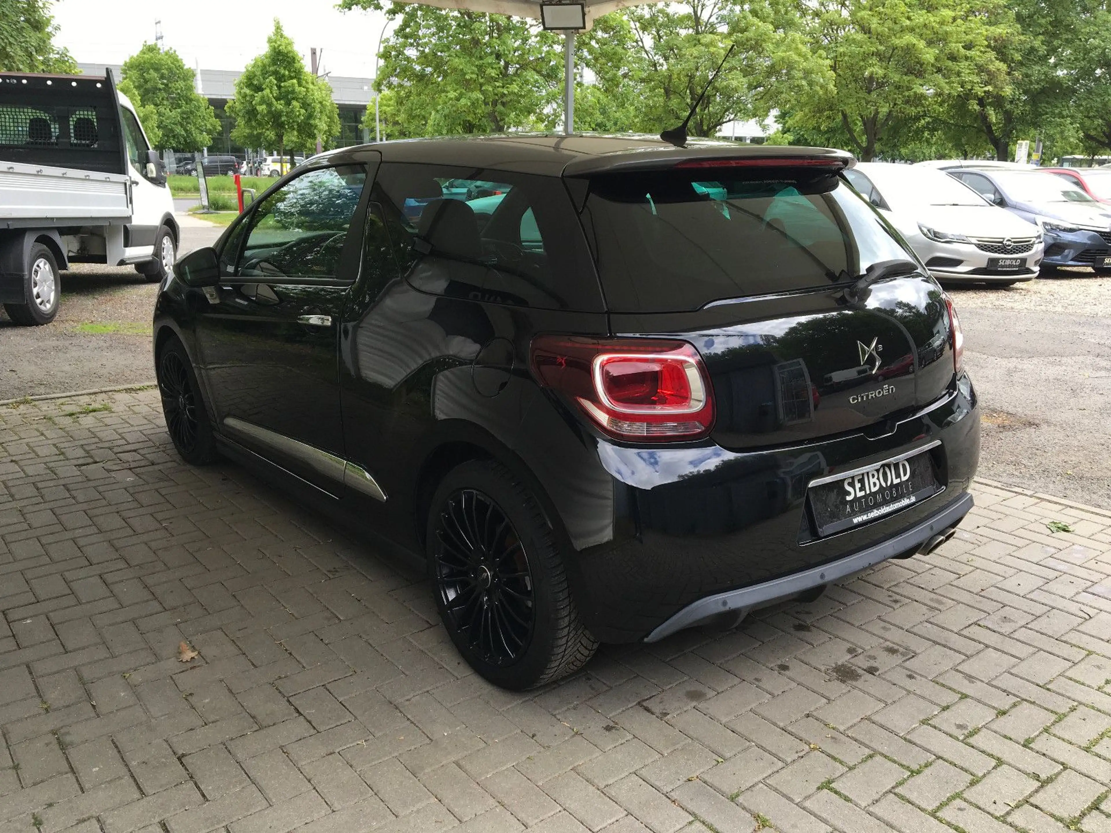 Citroen DS3 SportChic/42Tkm/Navi/LED/Tempo/PDC/Allwetter — photo 7
