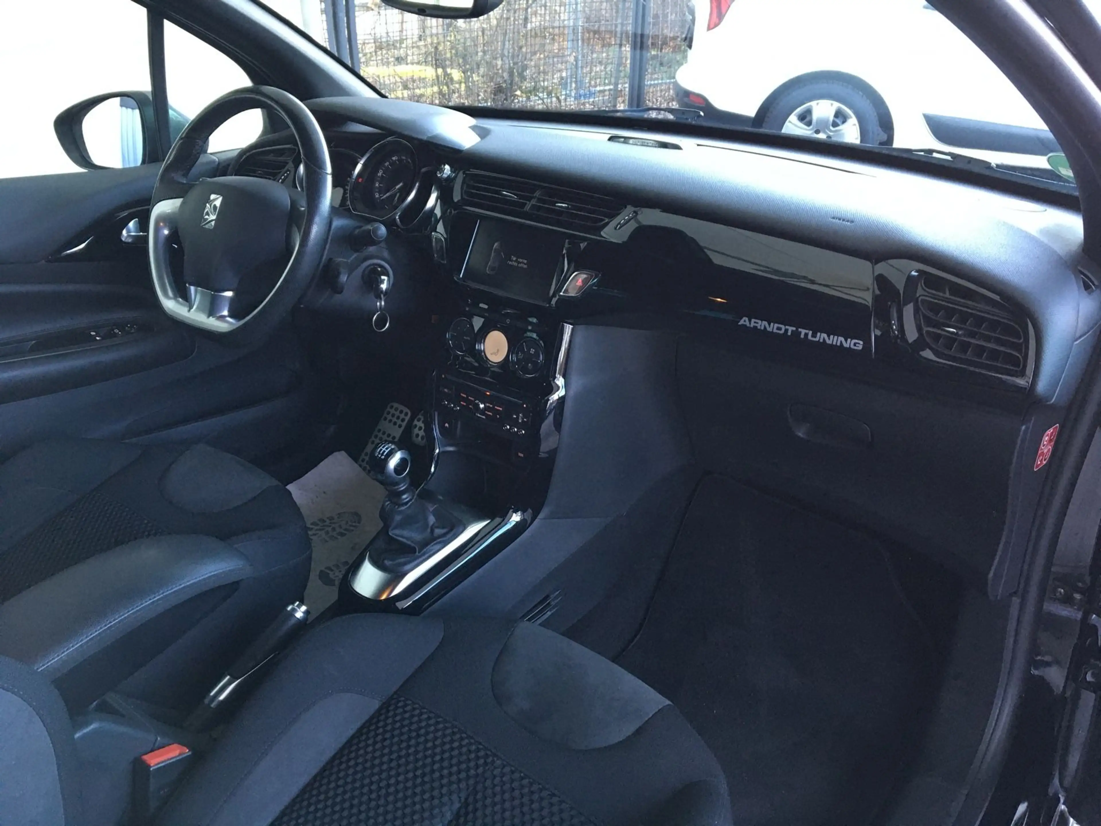 Citroen DS3 SportChic/42Tkm/Navi/LED/Tempo/PDC/Allwetter — photo 10