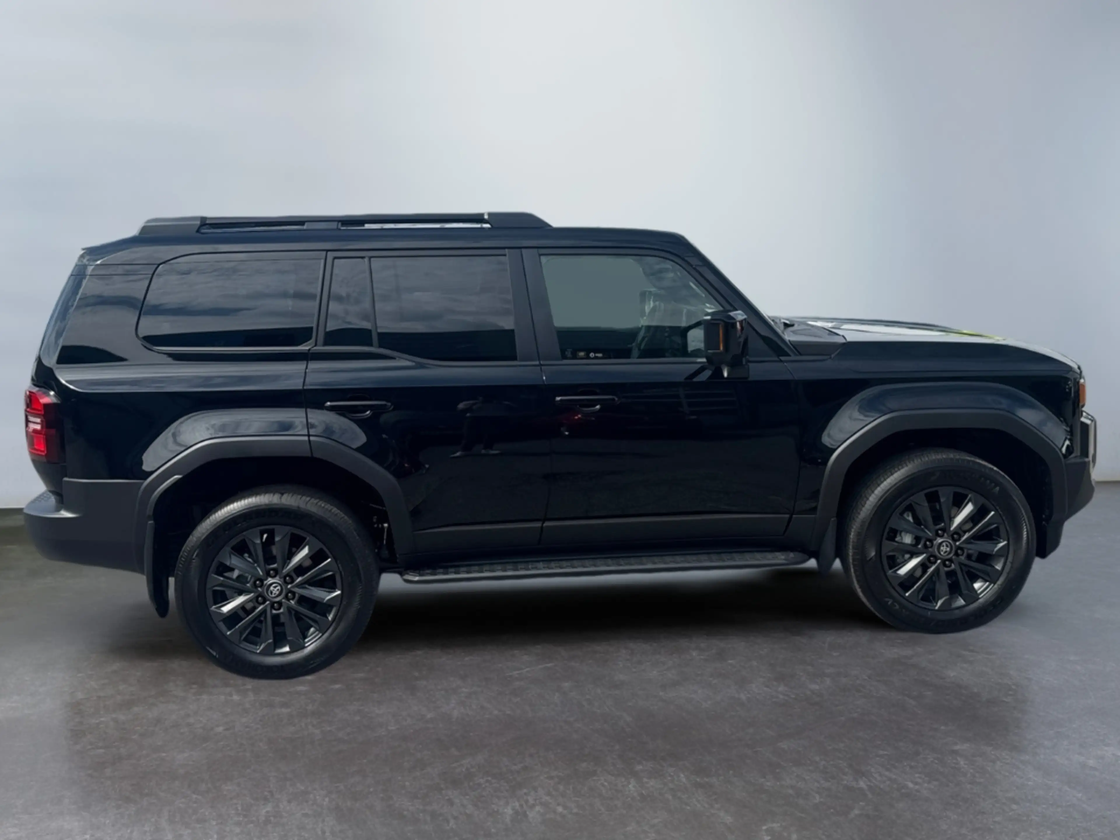 Toyota Land Cruiser 2,8 AWD *Lounge *Pano *Sitzlüftung — photo 9