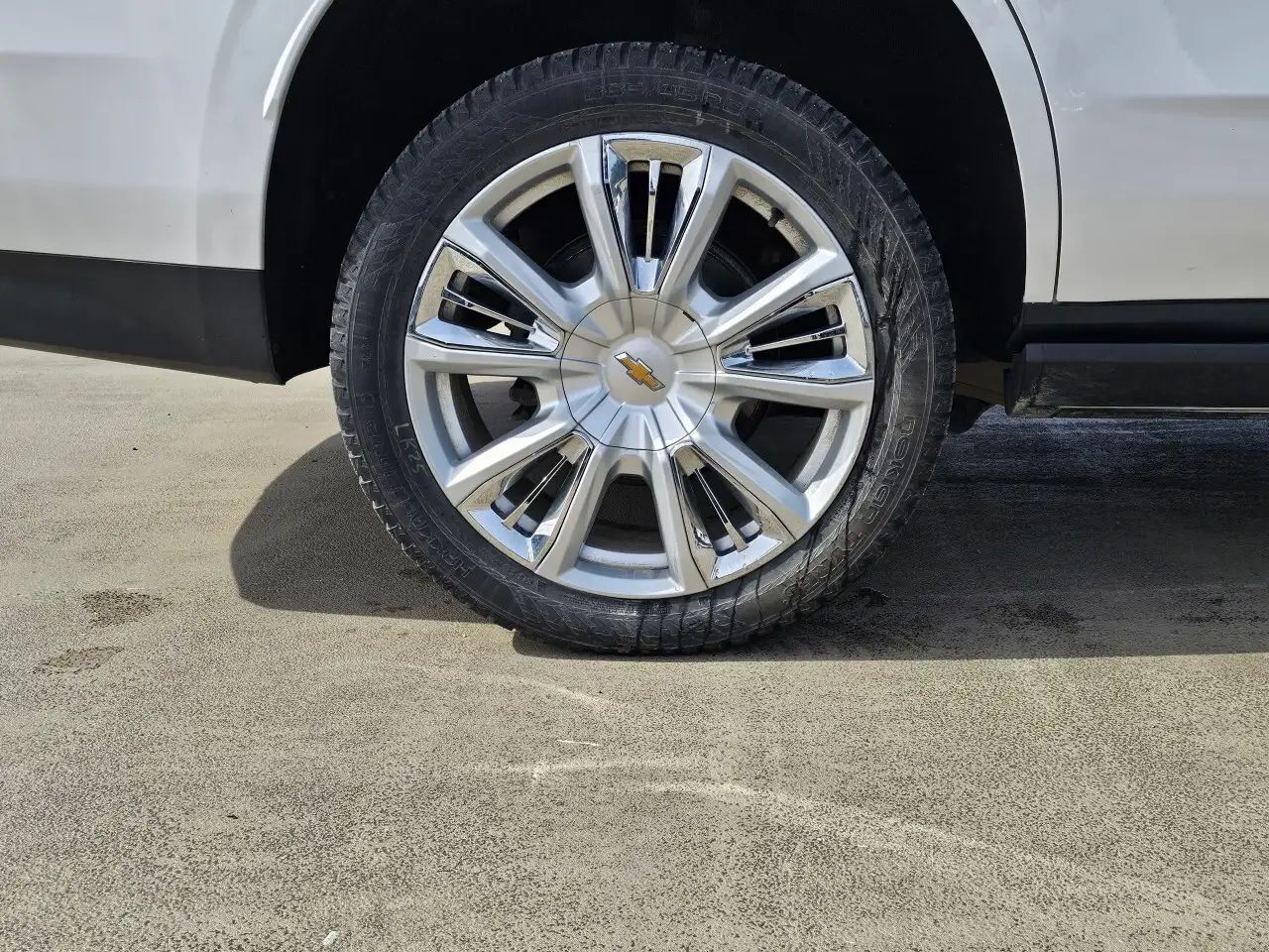 Chevrolet Tahoe снимка Chevrolet Tahoe