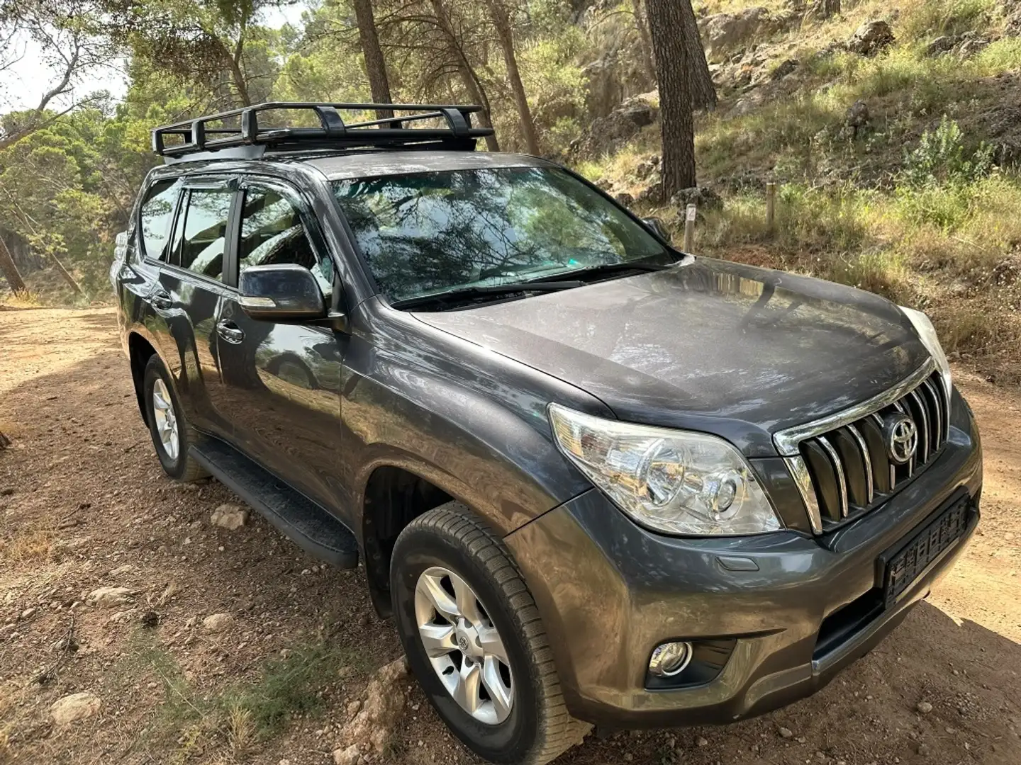 Toyota Land Cruiser D-4D Limited Aut. Plateado - 1