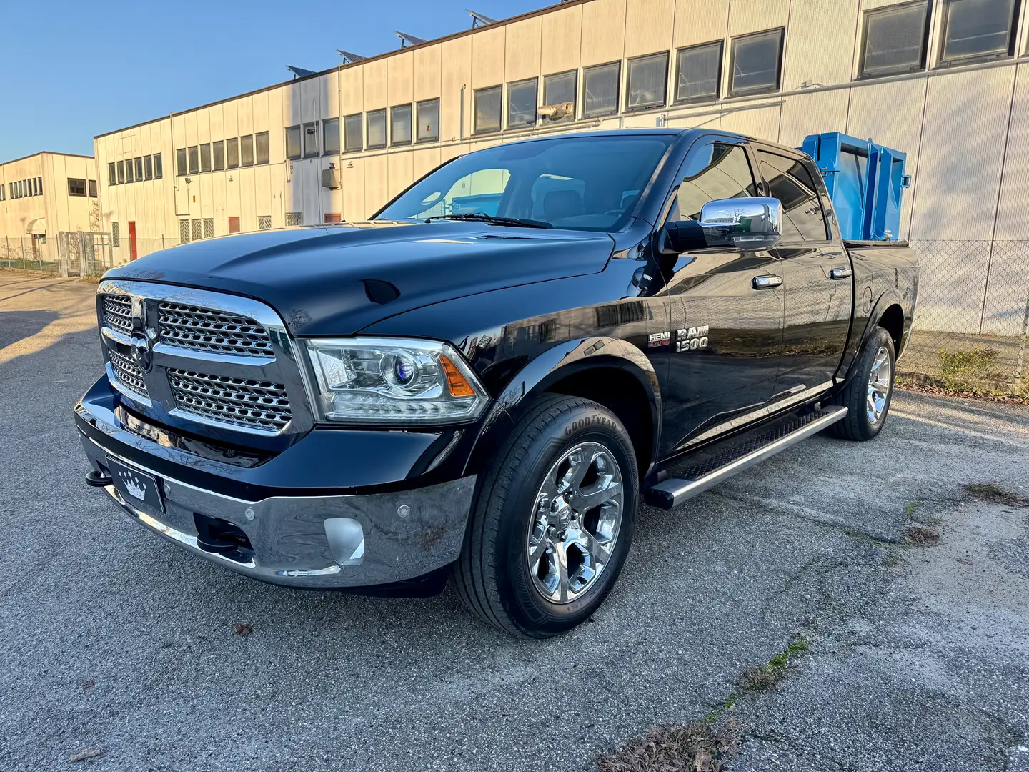 Dodge RAM Ram 1500 5.7L V8 4x4 Crew Laramie! Unico propr. ! Nero - 1