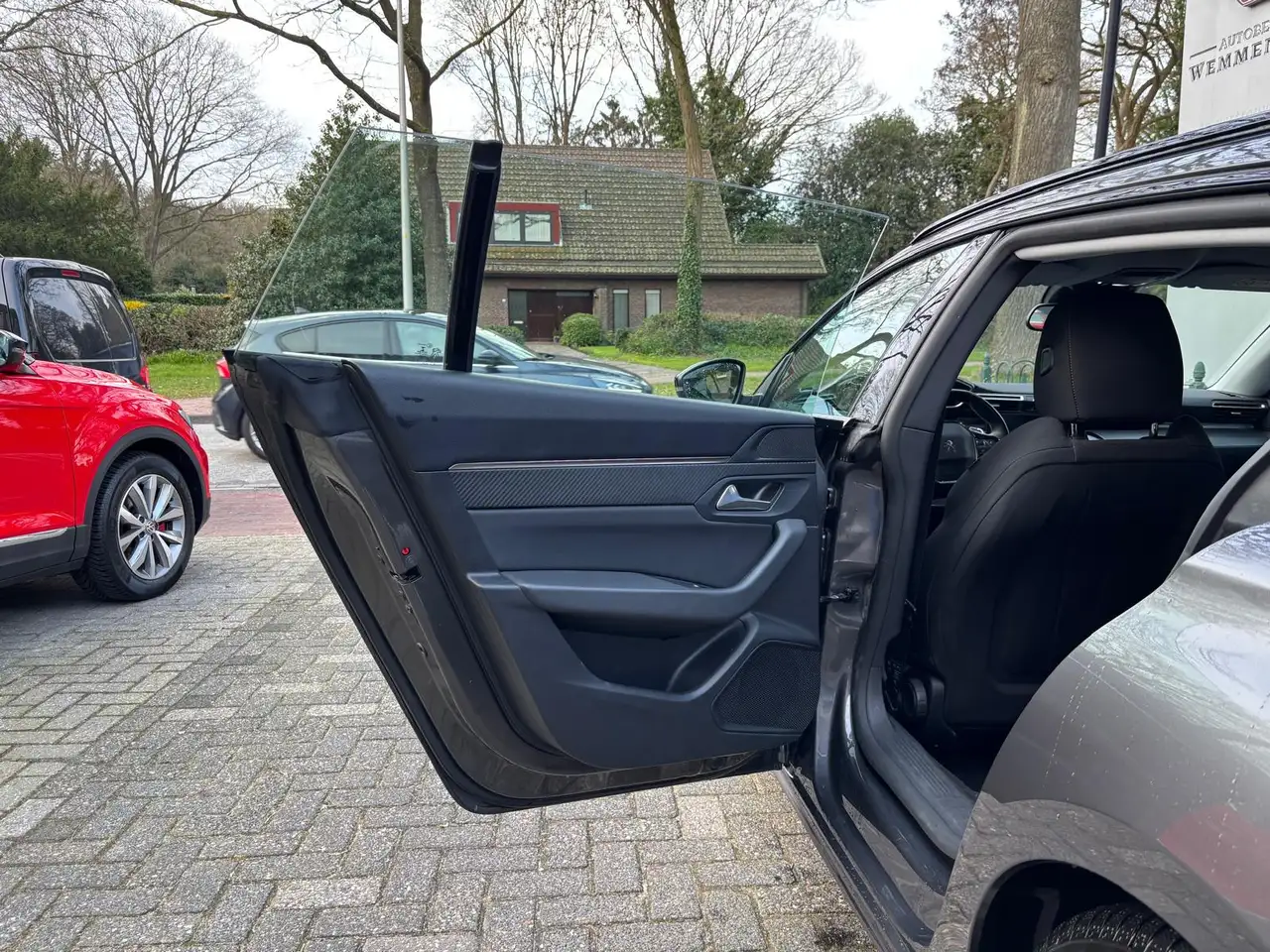 Peugeot 508 SW 1.2 PureTech Active Pack Business 31