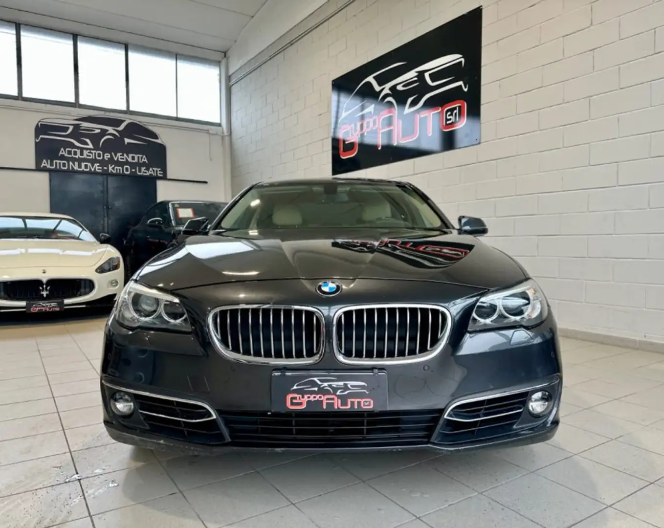 BMW 520 d xDrive Luxury *EURO 6B*TAGLIANDI BMW* Grigio - 2