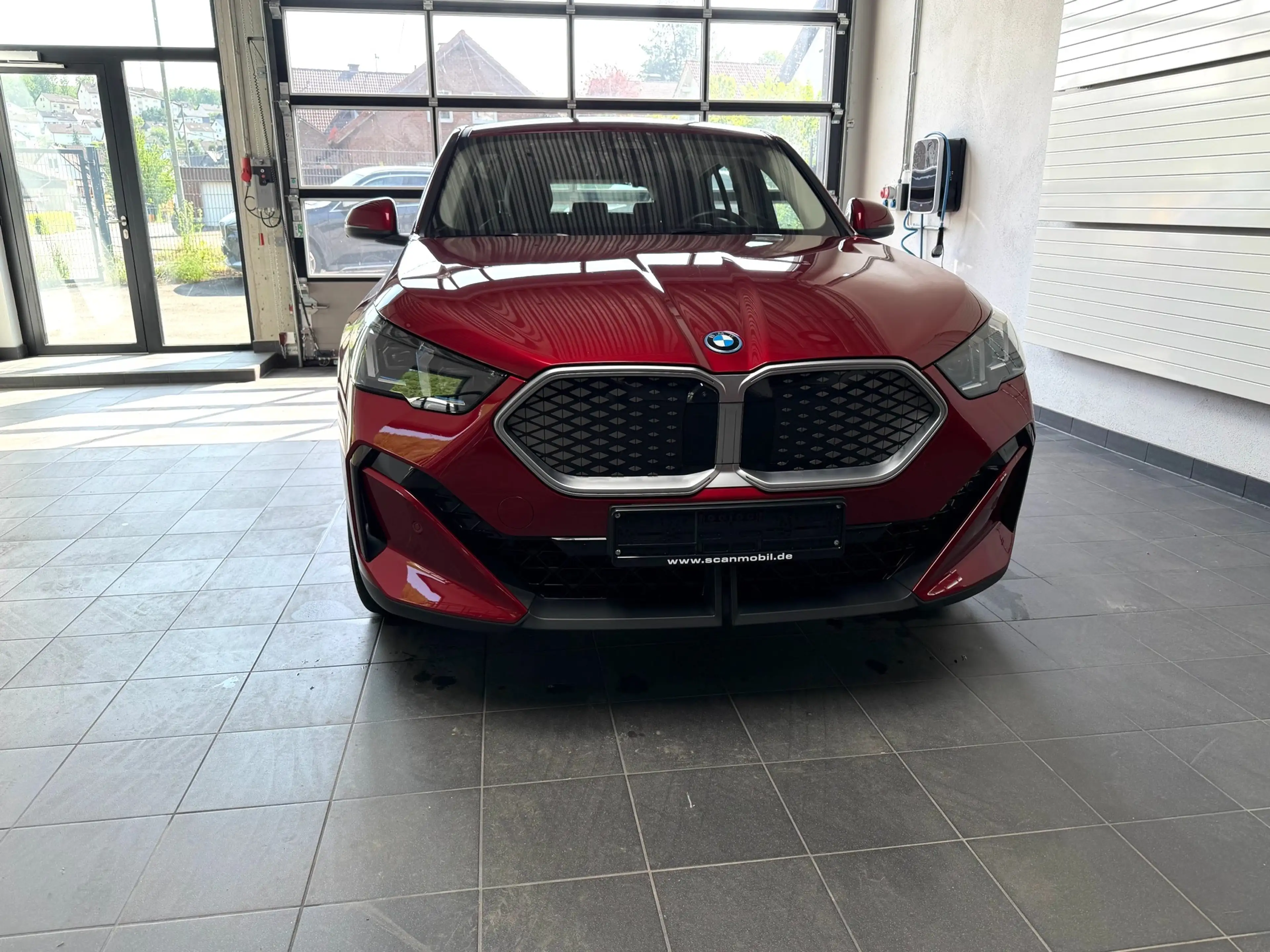 BMW iX2 30 xDrive  Leder Vernasca_Headup_AHK_el.Aktivsitz — photo 2