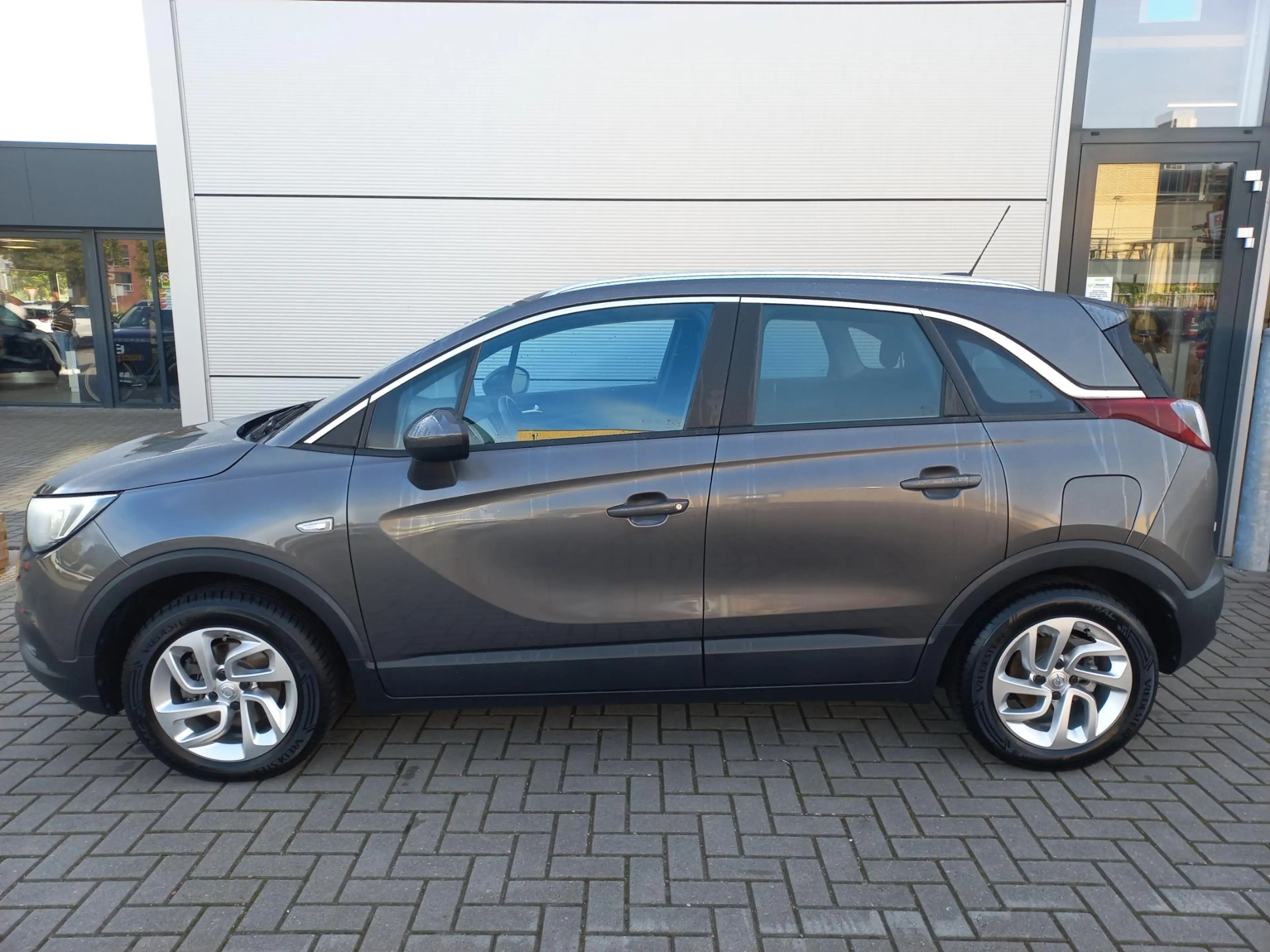 Opel Crossland X 1.2T 110pk Innovation | Climate control | Navigati — photo 3