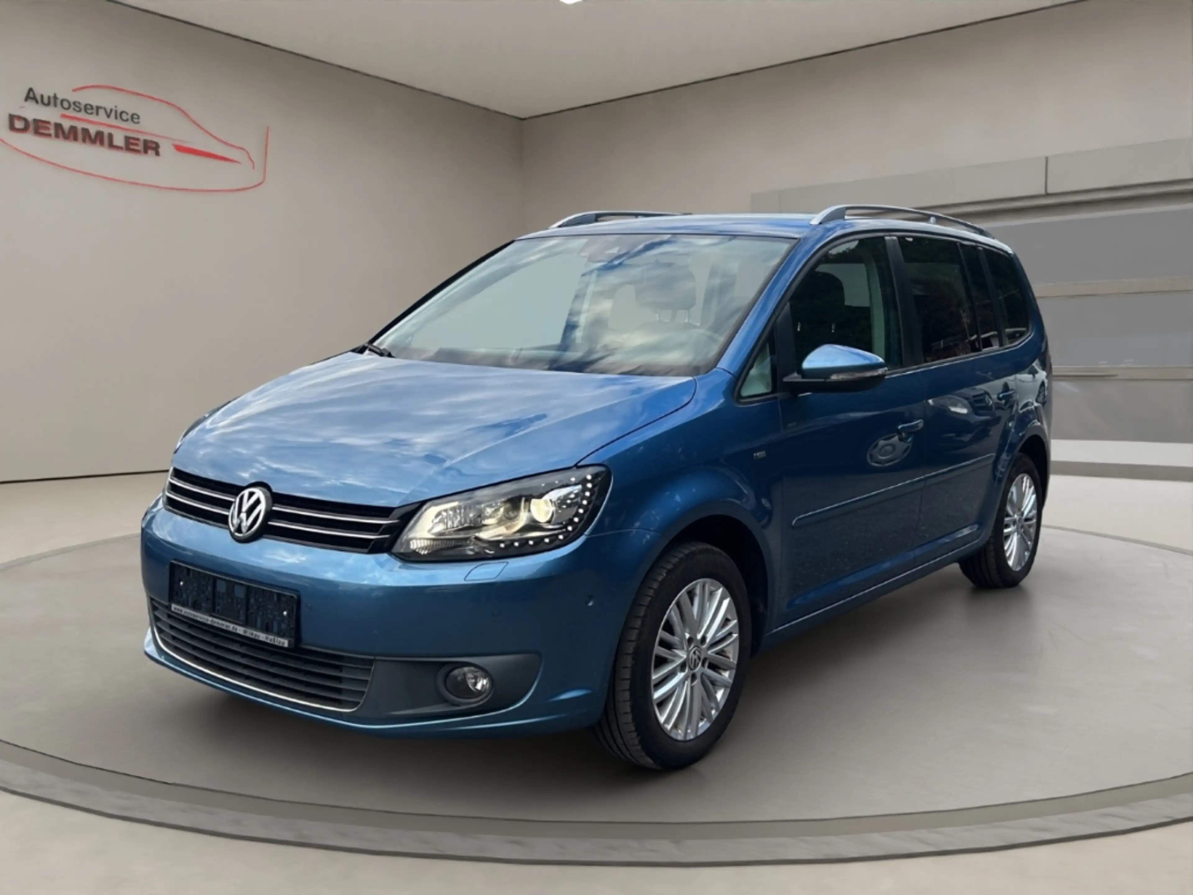 Volkswagen Touran Cup 7-Sitzer, AHK,Xenon,Sitzheizung,Tempomat, PDC