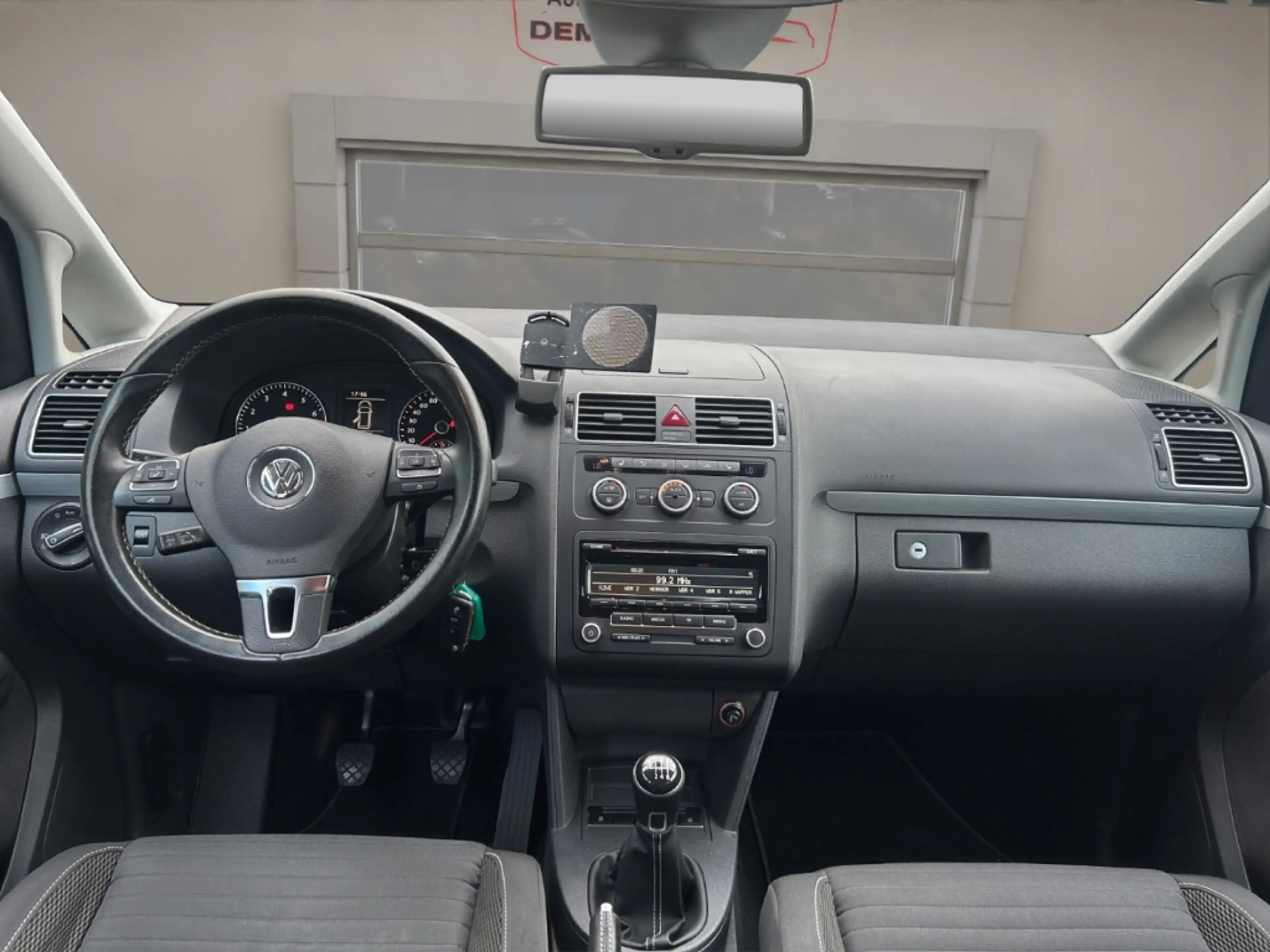 Volkswagen Touran Cup 7-Sitzer, AHK,Xenon,Sitzheizung,Tempomat, PDC — photo 11